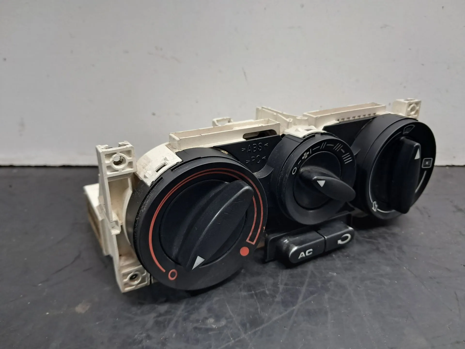 Mando climatizador SEAT Leon (1M1)