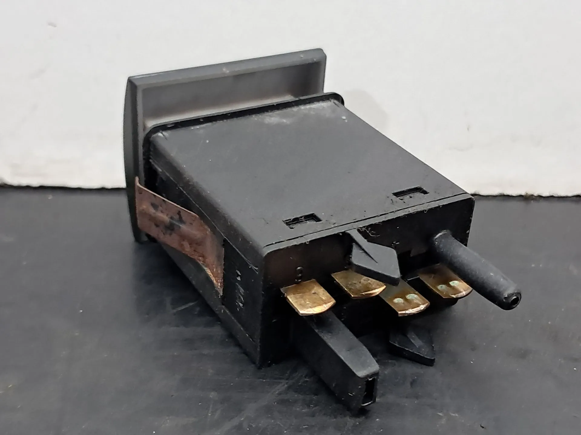 Botón / interruptor desempañador trasero SEAT Leon (1M1) Imagem-2