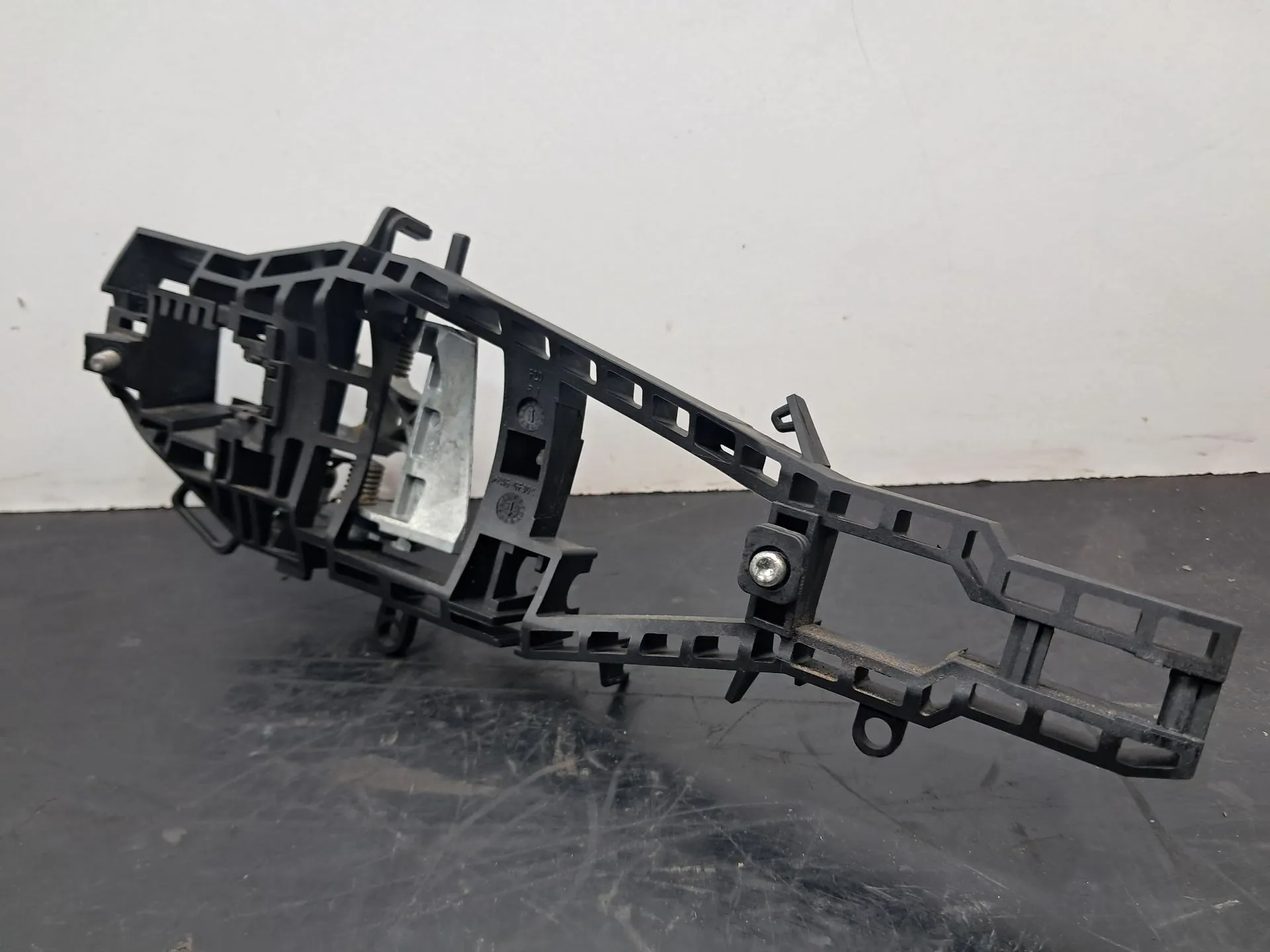 Support poignée porte avant Droite BMW 1 (F20)