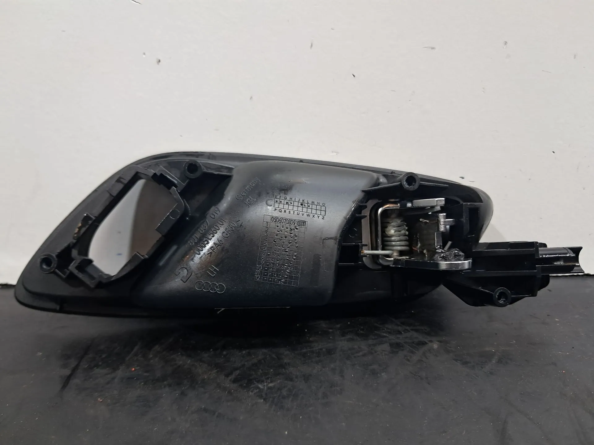 Poignée intérieure porte avant gauche AUDI TT (8J3) Imagem-2