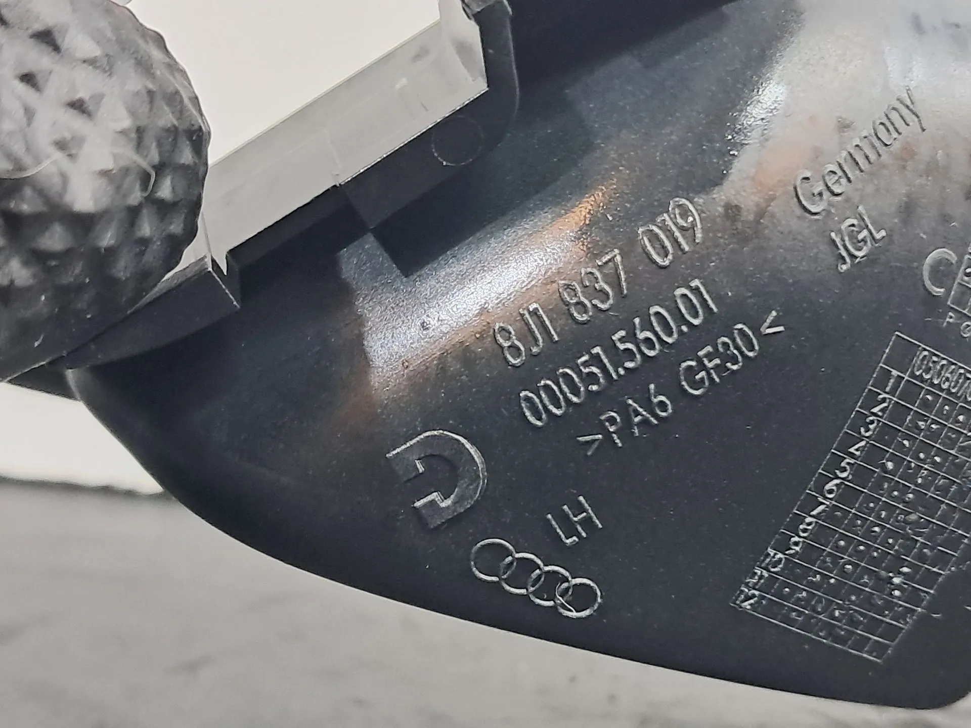 Poignée intérieure porte avant gauche AUDI TT (8J3) Imagem-4