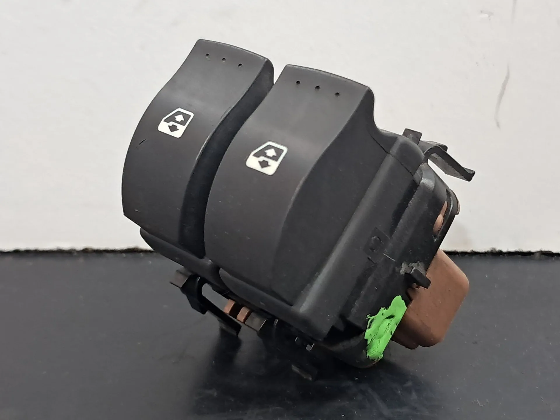 Right Front window control RENAULT Megane II Break (KM0/1_)