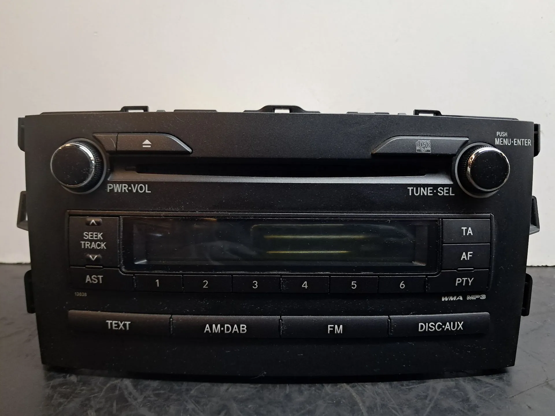 Rádio / auto-rádio TOYOTA Auris Hatchback (_E15_) Imagem-1