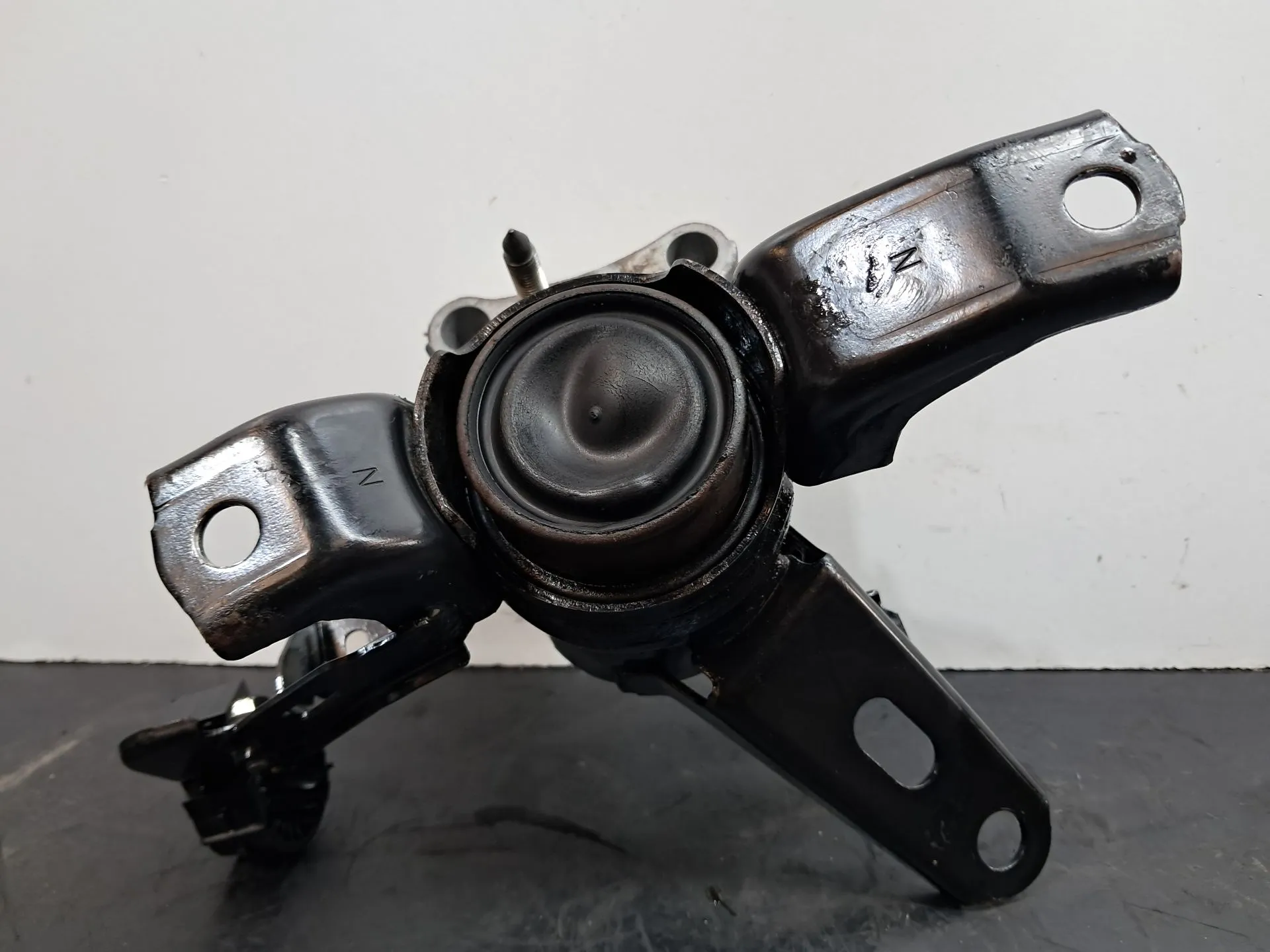 Support Moteur Pour Toyota Auris 1.6 16V CAT - Réf. 583075, Occasion, Fabrication Espagnole