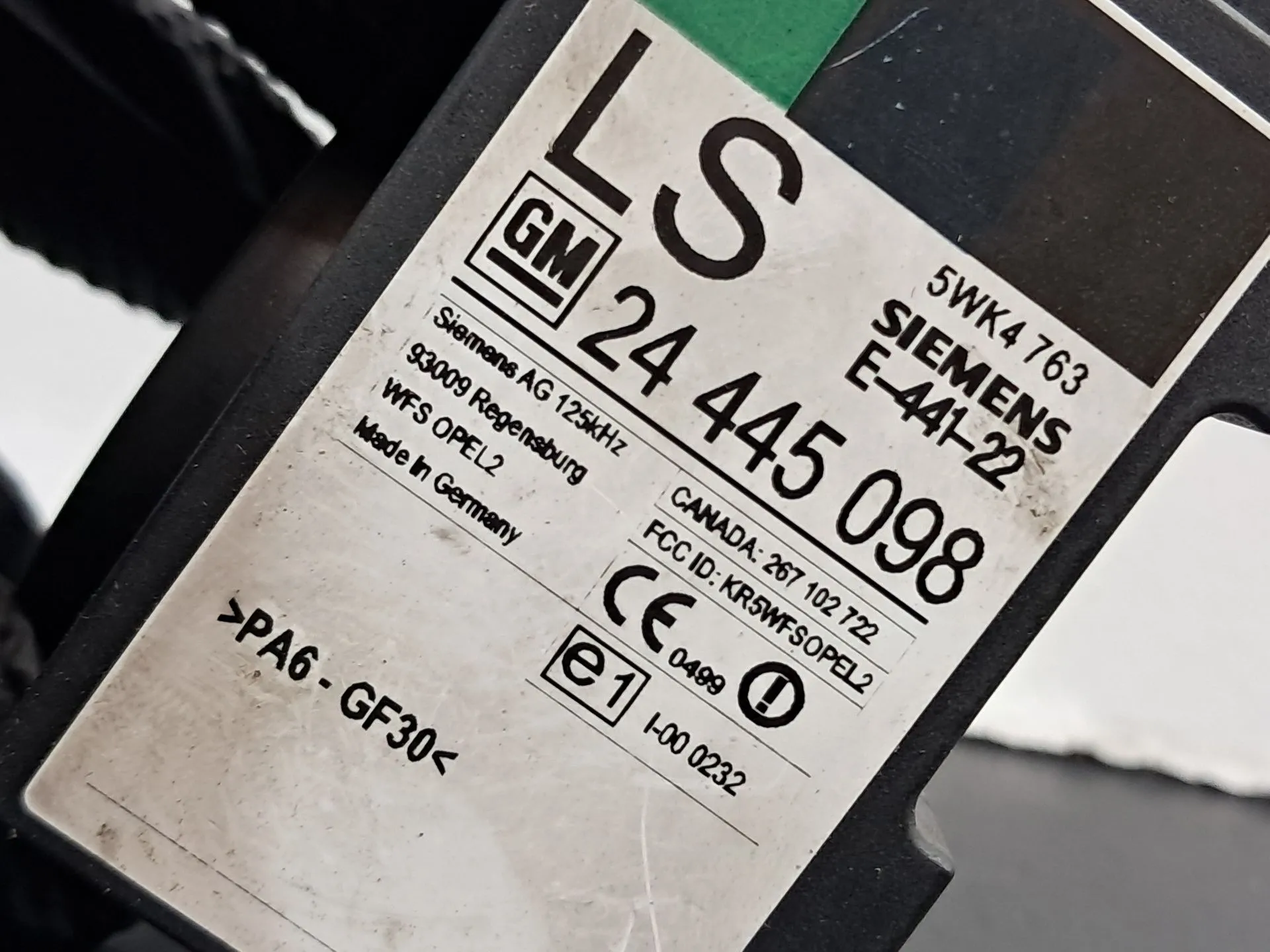 Antena OPEL Corsa C Imagem-1