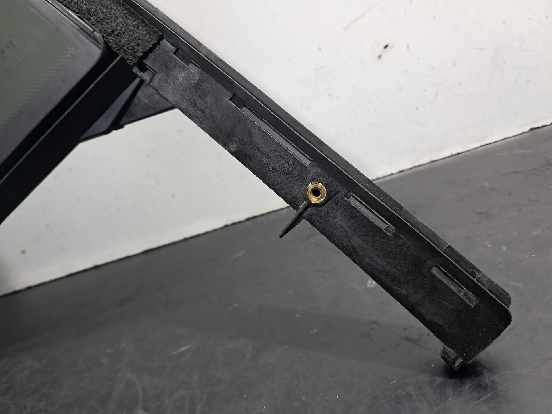 Vitre triangulaire arrière gauche BMW 2 Gran Tourer (F46) Imagem-7