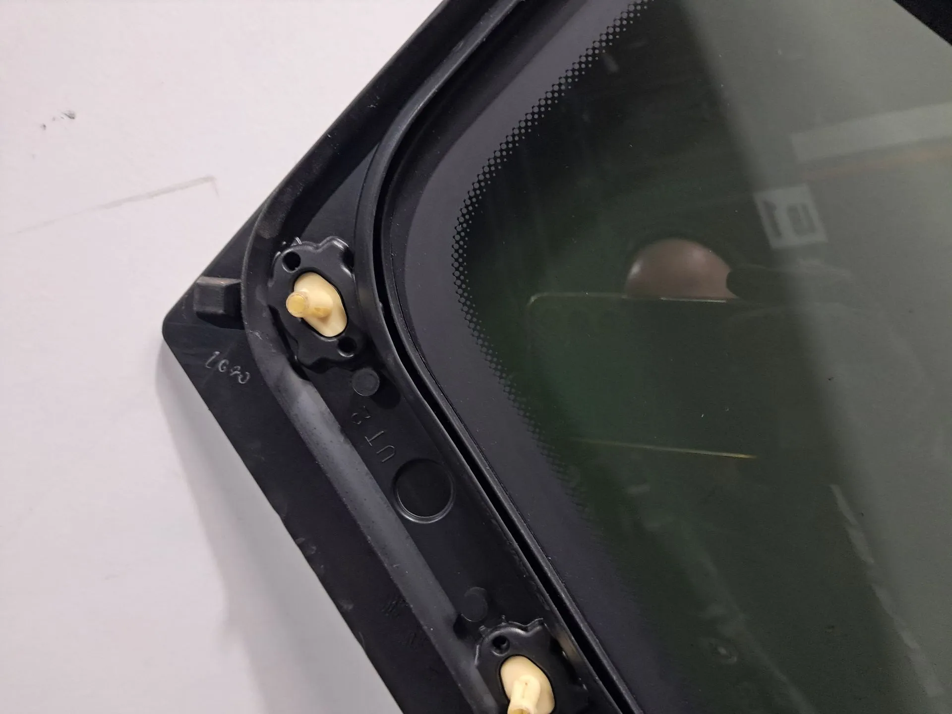 Vitre triangulaire arrière gauche BMW 2 Gran Tourer (F46) Imagem-10