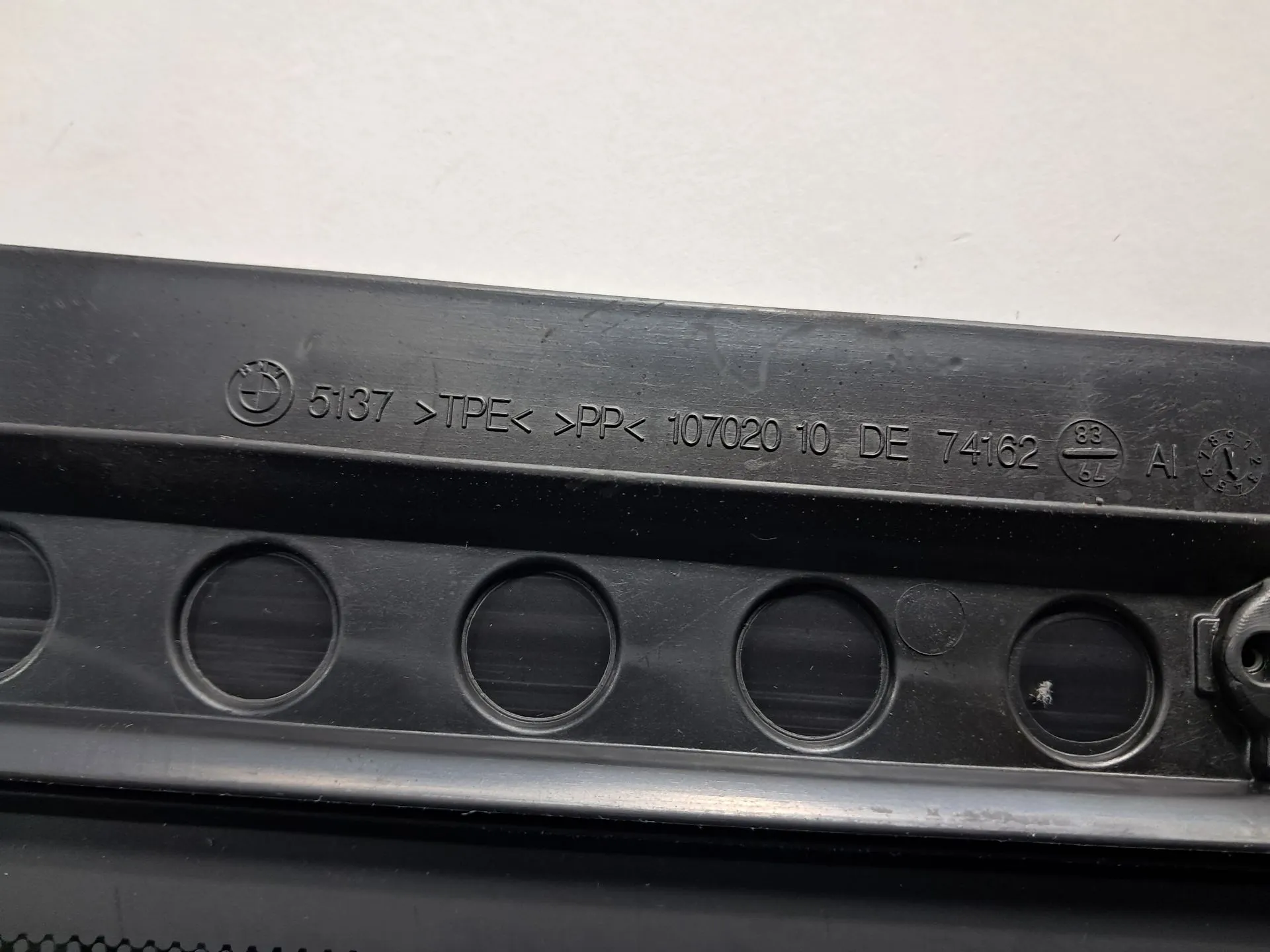 Vitre triangulaire arrière gauche BMW 2 Gran Tourer (F46) Imagem-13