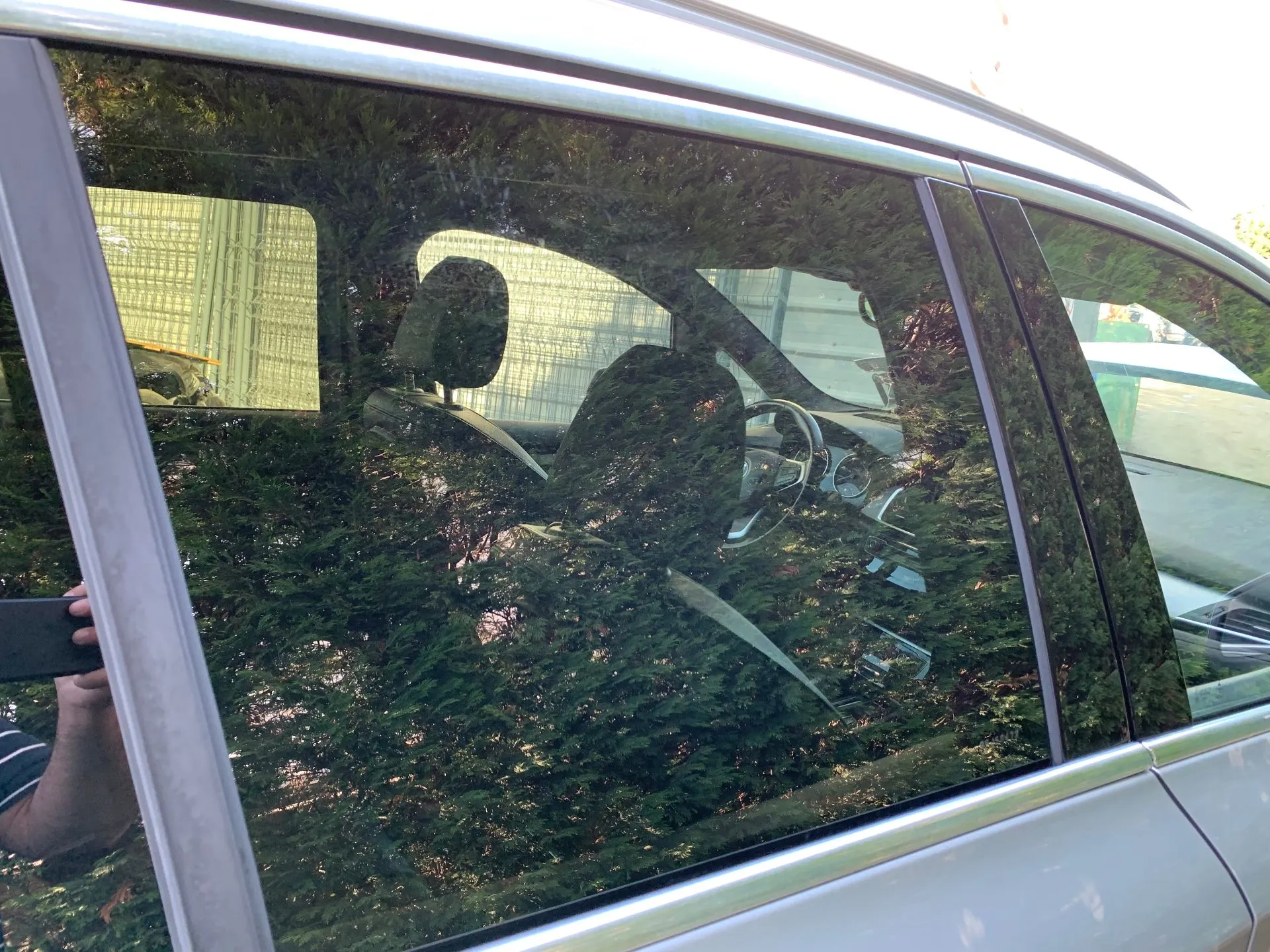 Vitre porte arrière Droite BMW 2 Gran Tourer (F46) Imagem-1