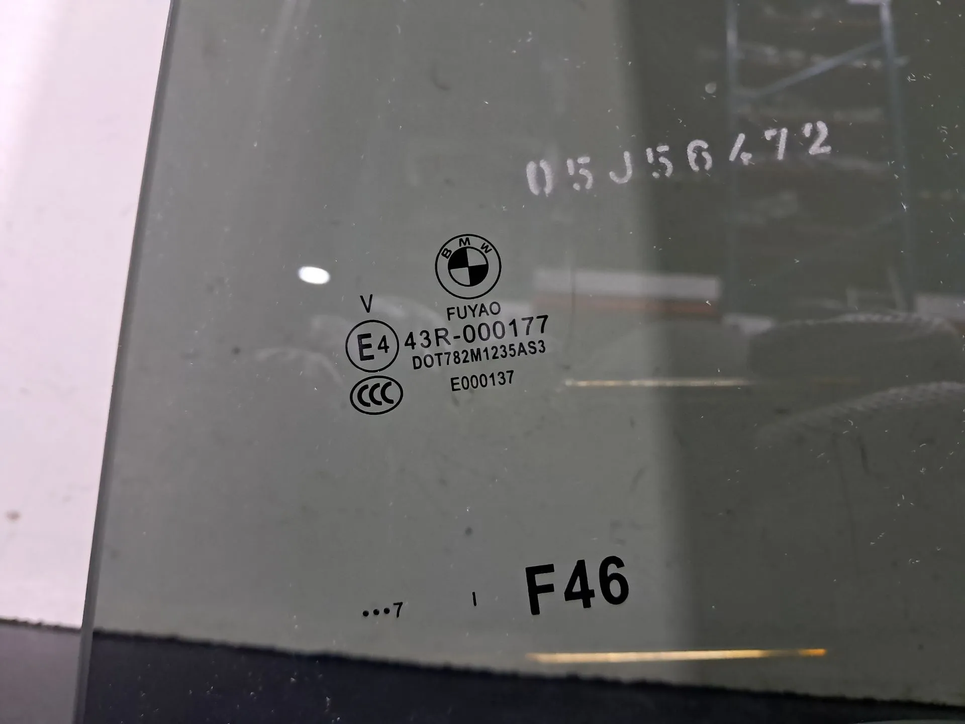 Vitre porte arrière gauche BMW 2 Gran Tourer (F46) Imagem-6