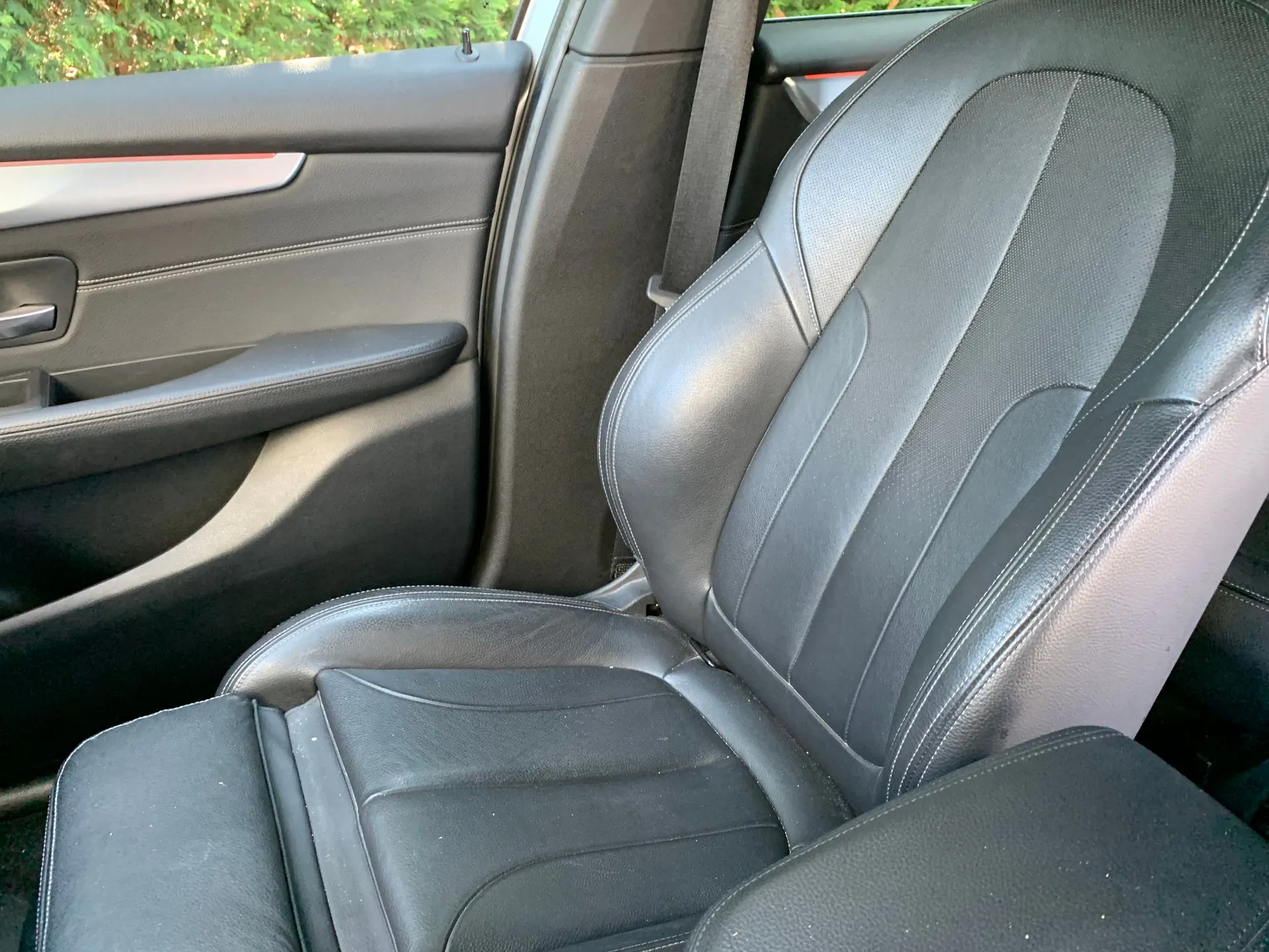 Conjunto de bancos BMW 2 Gran Tourer (F46) Imagem-3