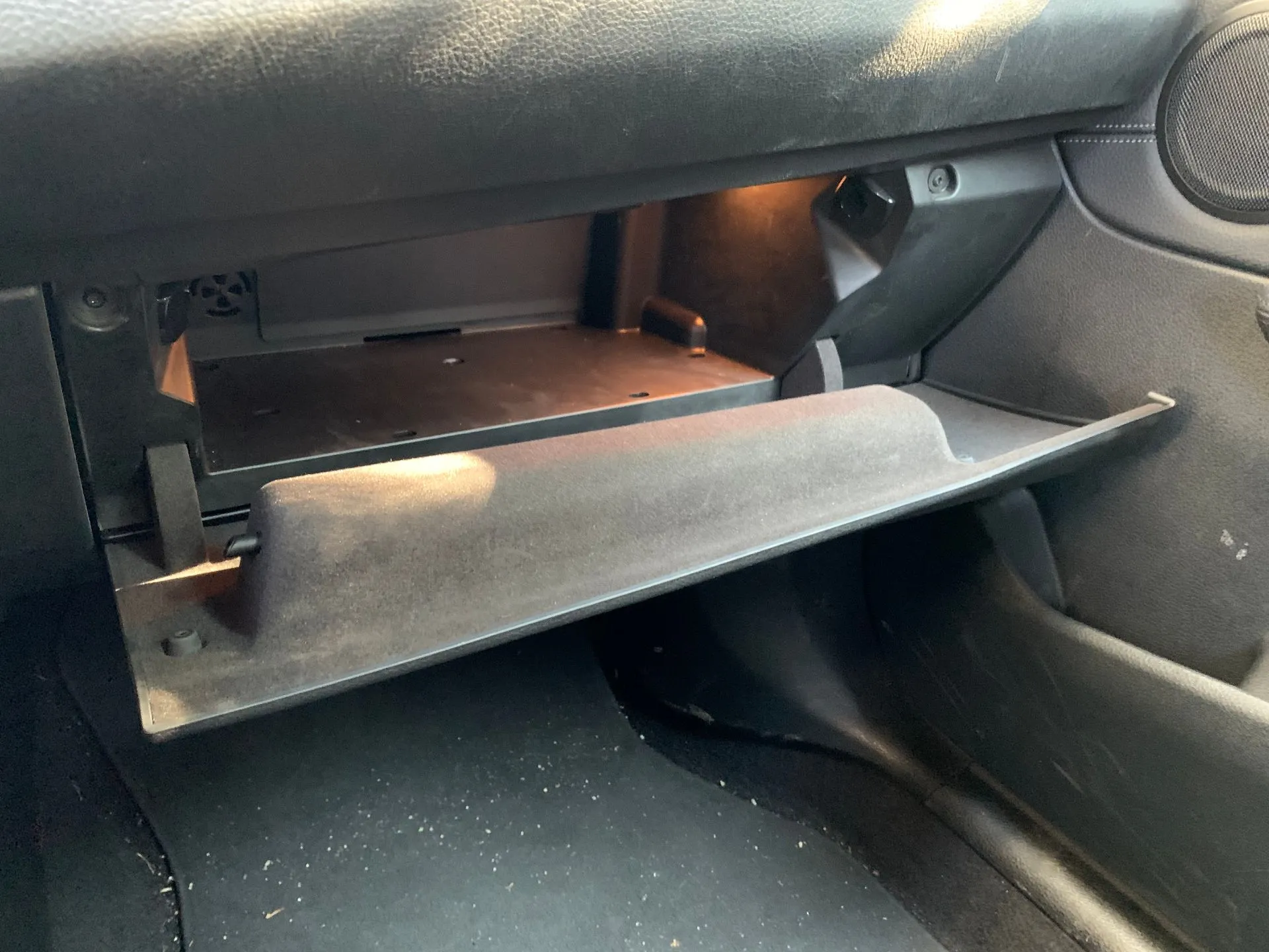 Boîte à gants BMW 2 Gran Tourer (F46) Imagem-1