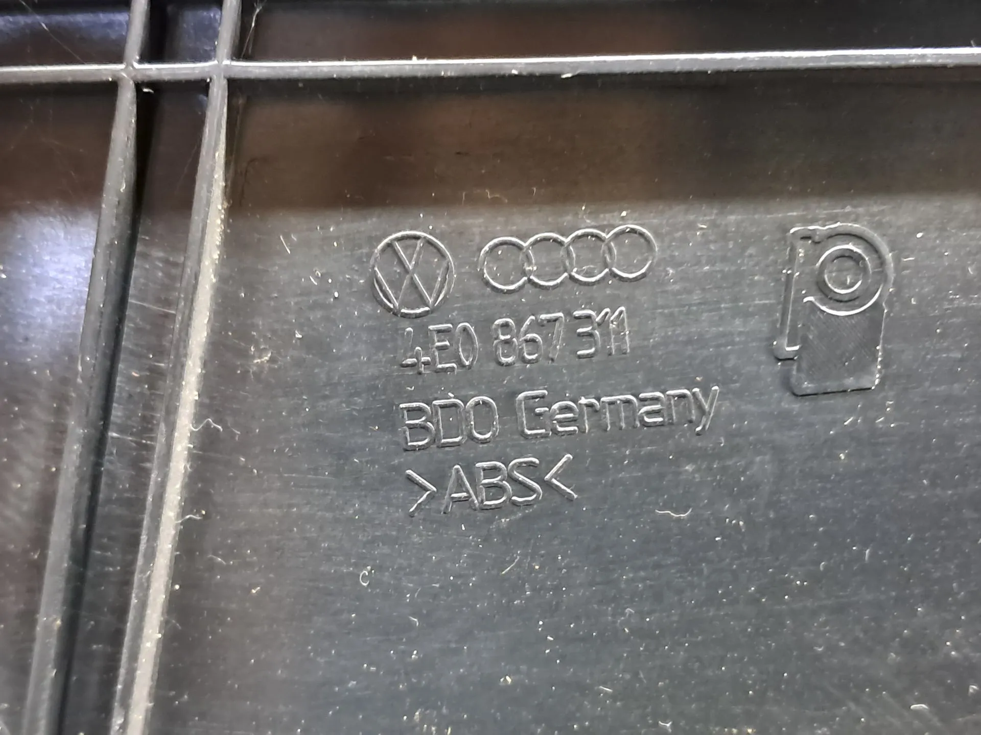 Panneau de porte arrière gauche AUDI A8 (4E_) Imagem-8