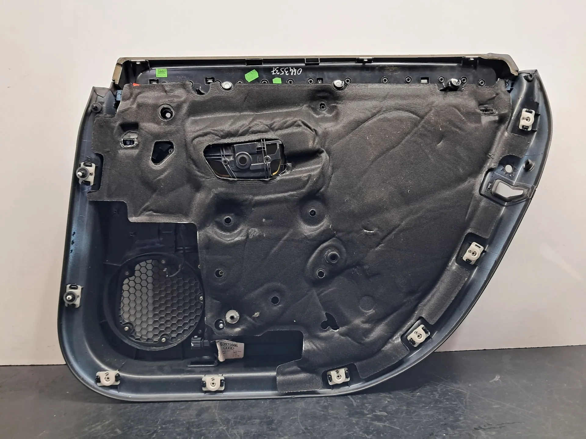 Panneau de porte arrière gauche AUDI A8 (4E_) Imagem-10