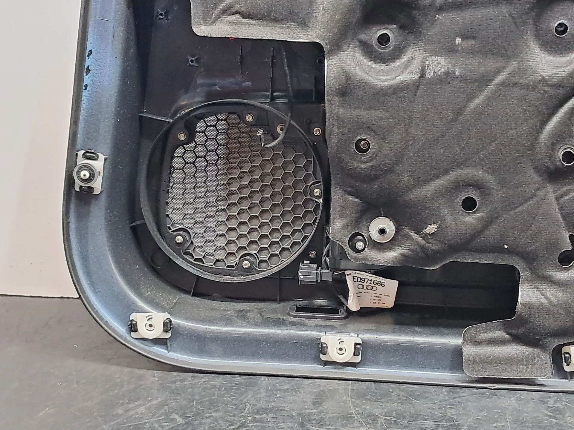 Panneau de porte arrière gauche AUDI A8 (4E_) Imagem-14