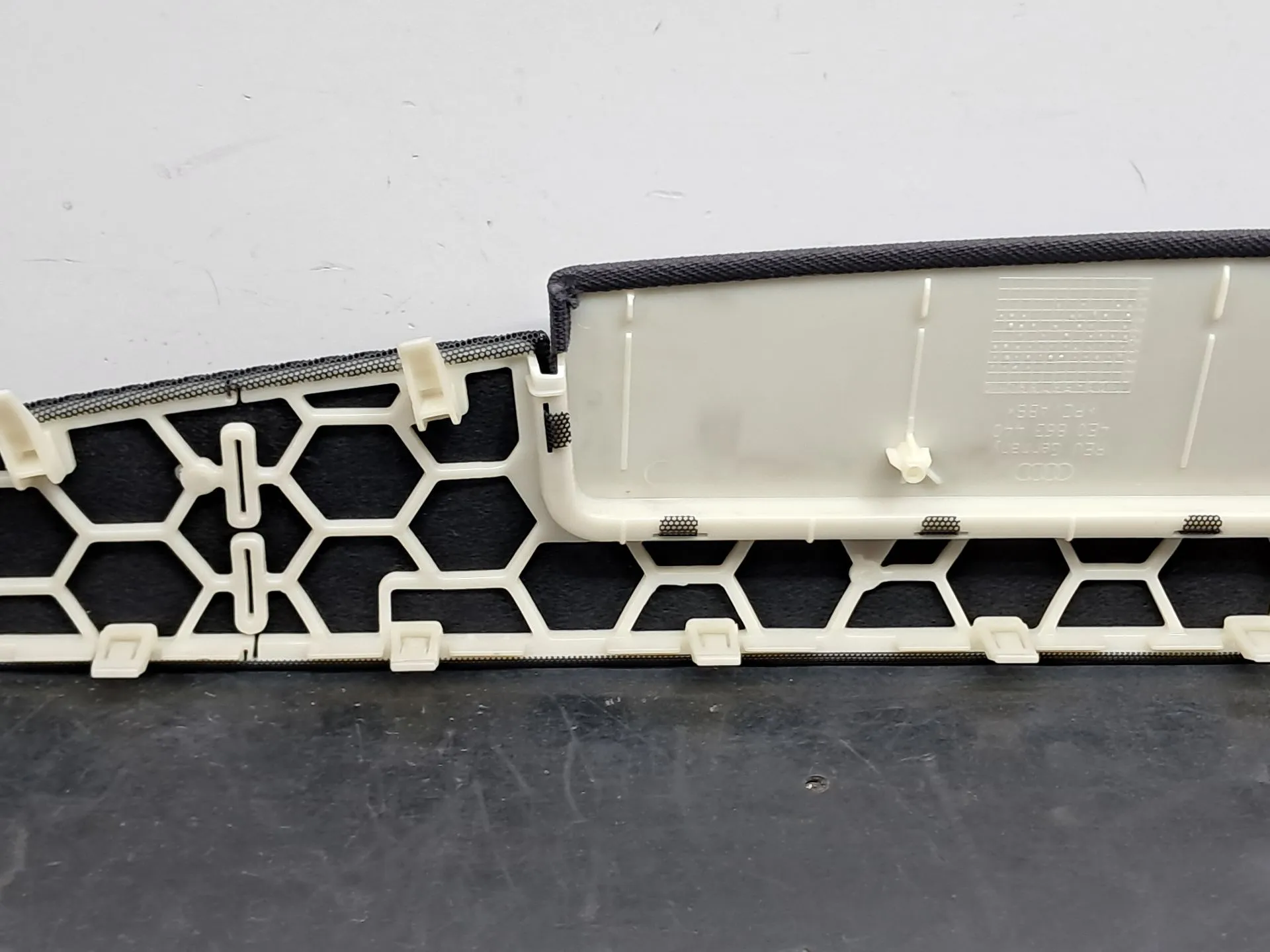 Tapa / cubierta genérica AUDI A8 (4E_) Imagem-8