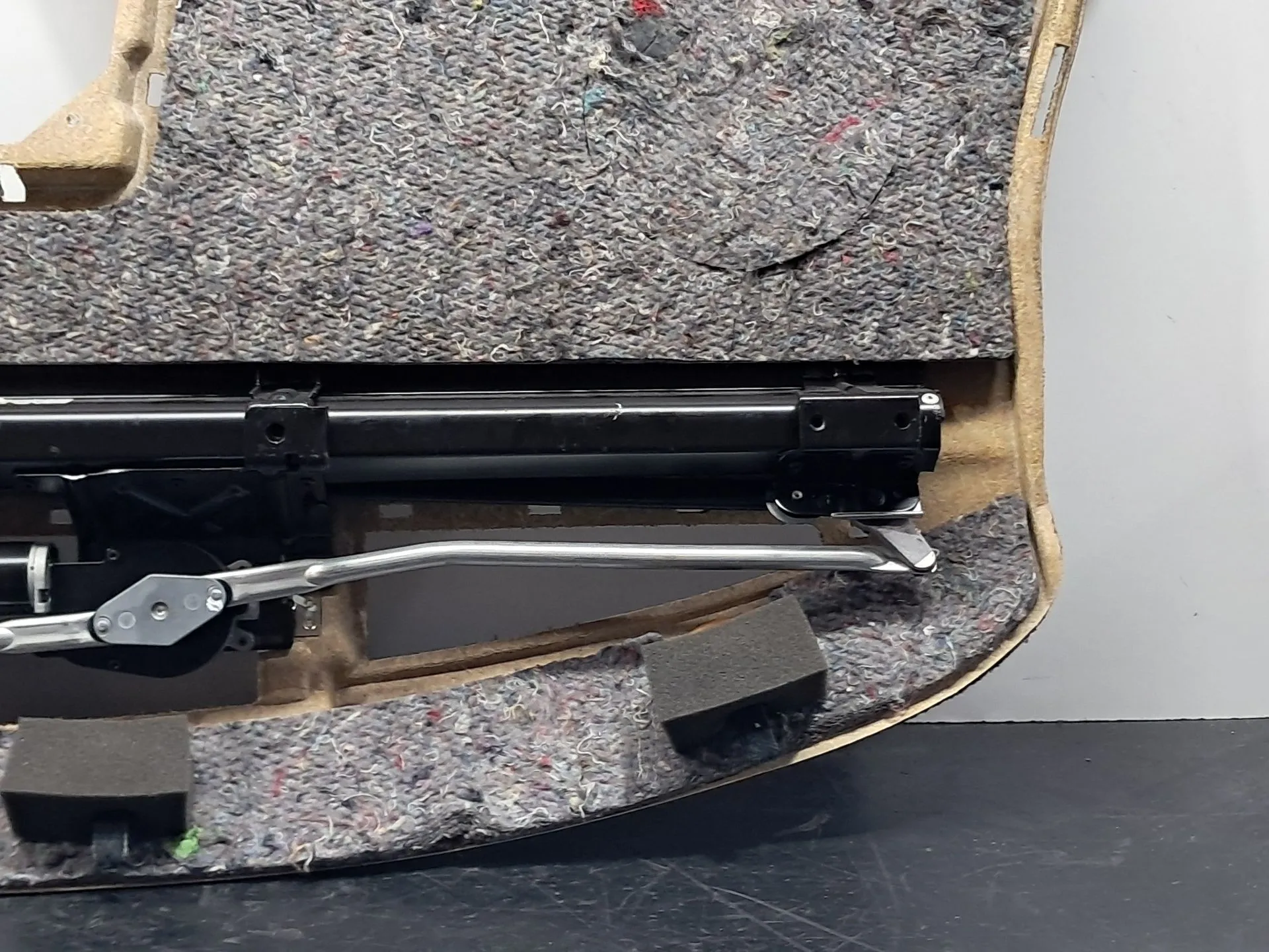 Plage arrière AUDI A8 (4E_) Imagem-8