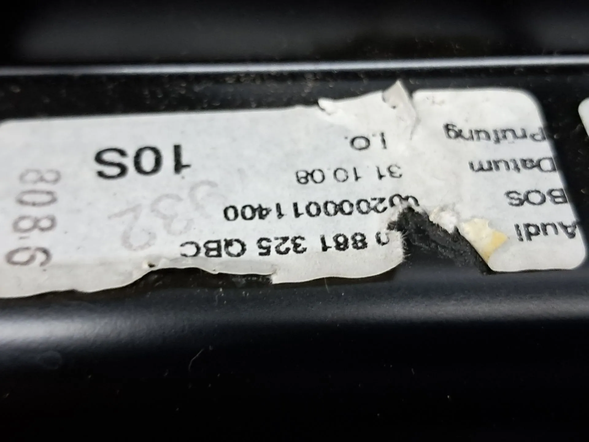 Plage arrière AUDI A8 (4E_) Imagem-19