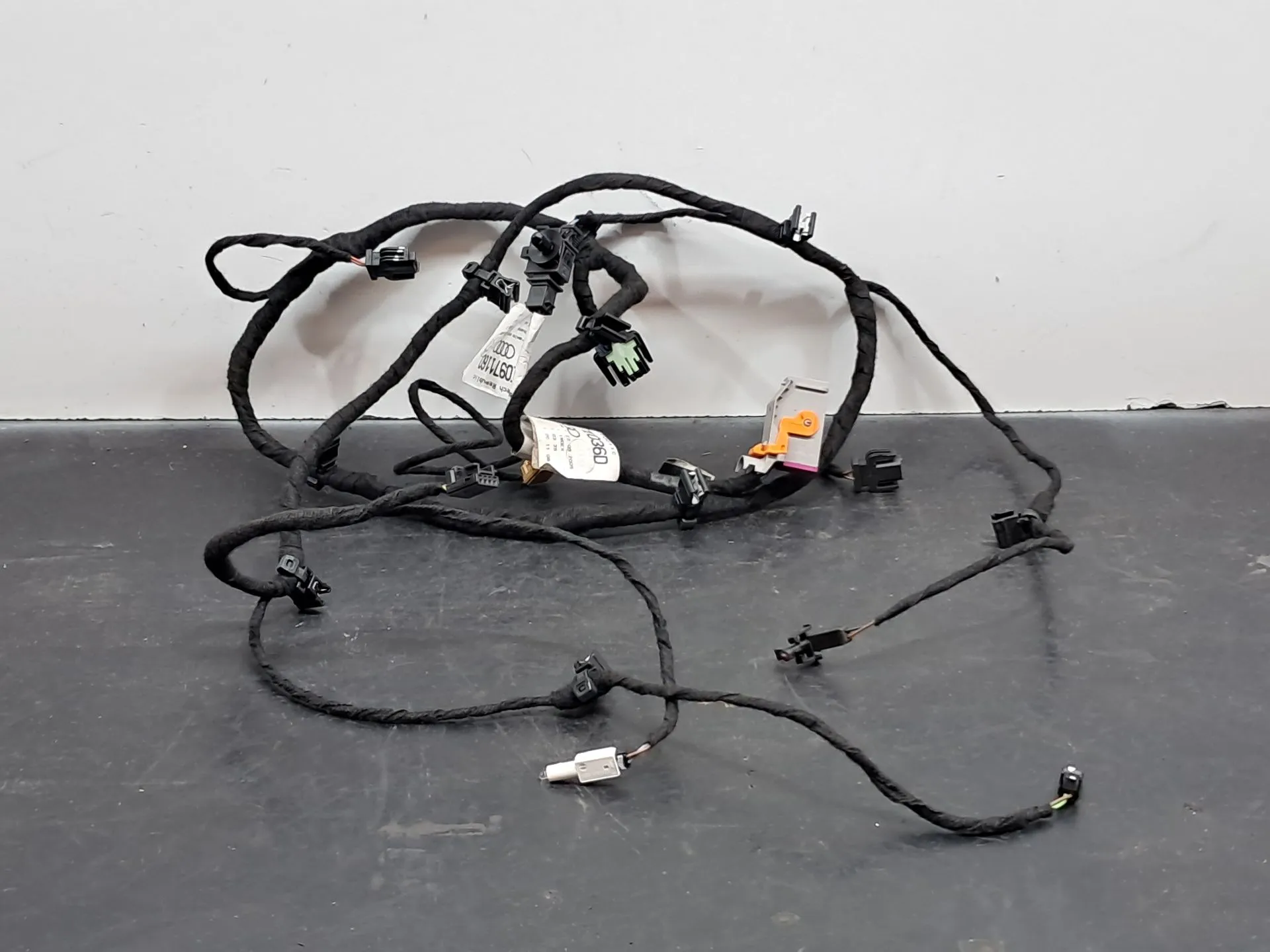 Instalación eléctrica interior / cableado interior AUDI A8 (4E_)
