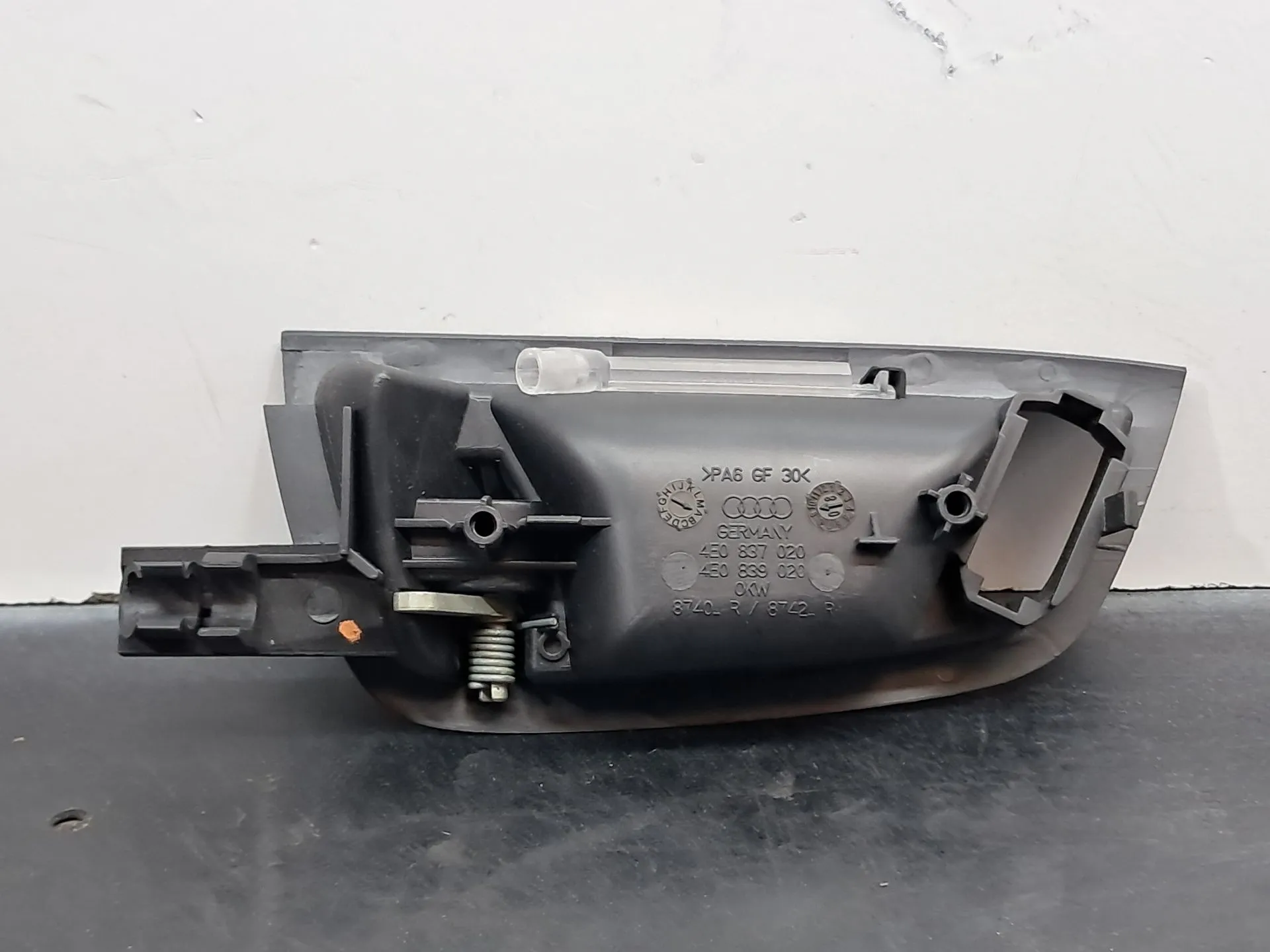 Poignée intérieure porte avant Droite AUDI A8 (4E_) Imagem-2