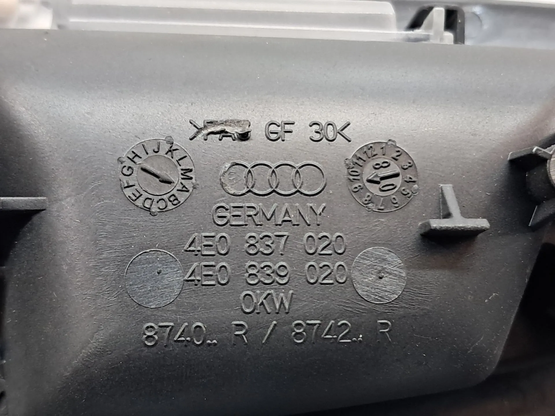 Poignée intérieure porte arrière Droite AUDI A8 (4E_) Imagem-7