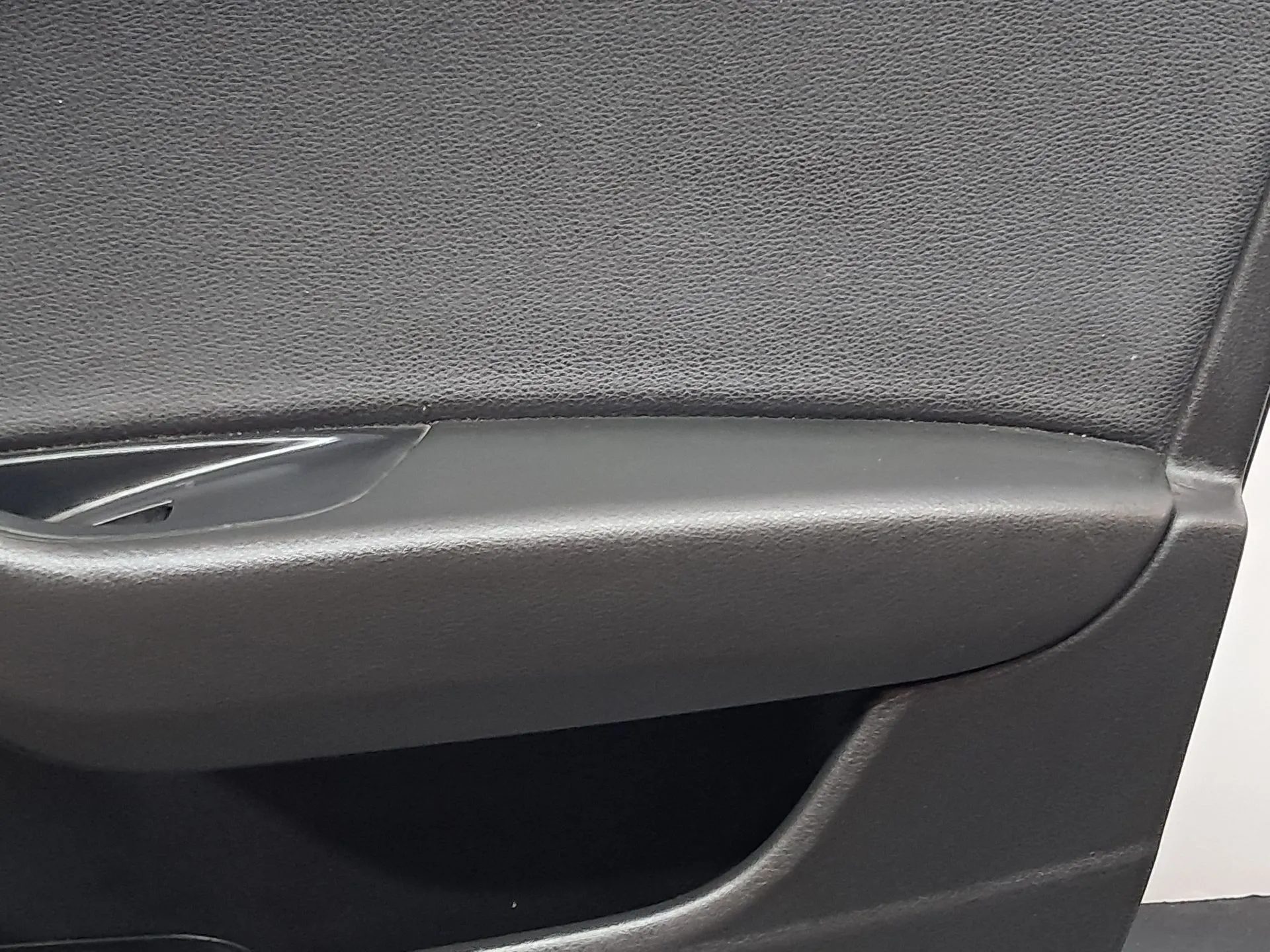 Revestimiento interior de puerta delantero derecho AUDI A6 Avant (4G5, 4GD, C7) Imagem-4