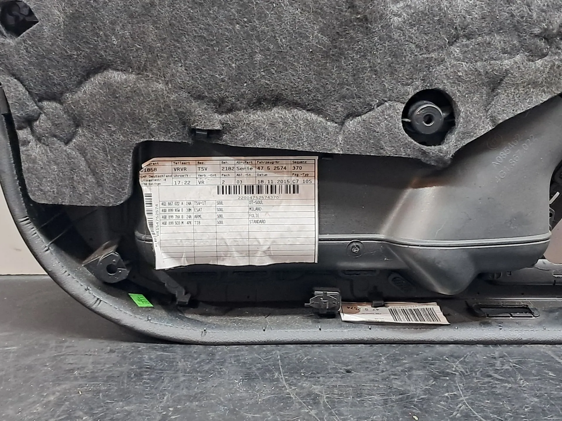 Revestimiento interior de puerta delantero derecho AUDI A6 Avant (4G5, 4GD, C7) Imagem-17