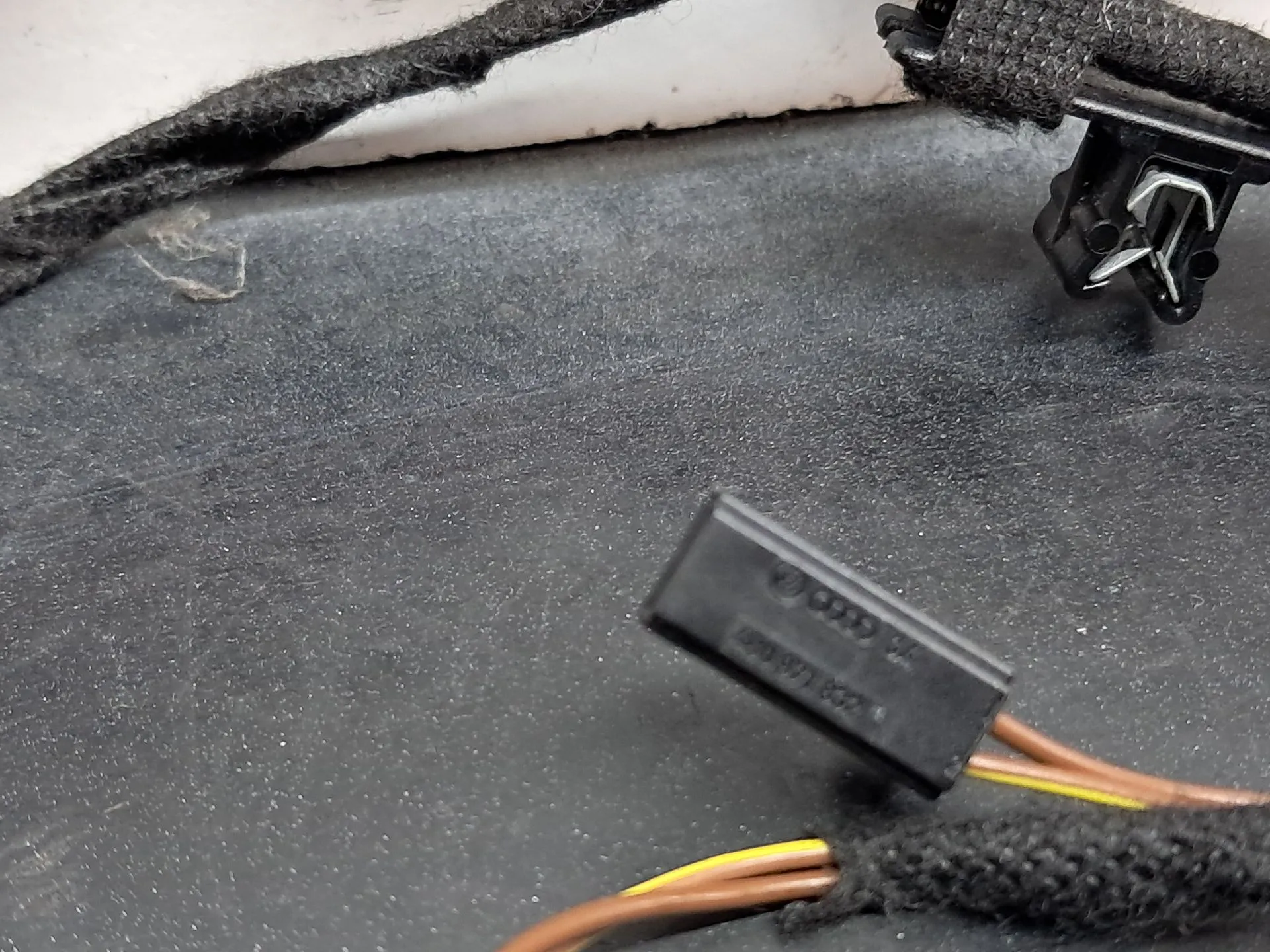 Instalación eléctrica interior / cableado interior AUDI A6 Avant (4G5, 4GD, C7) Imagem-4