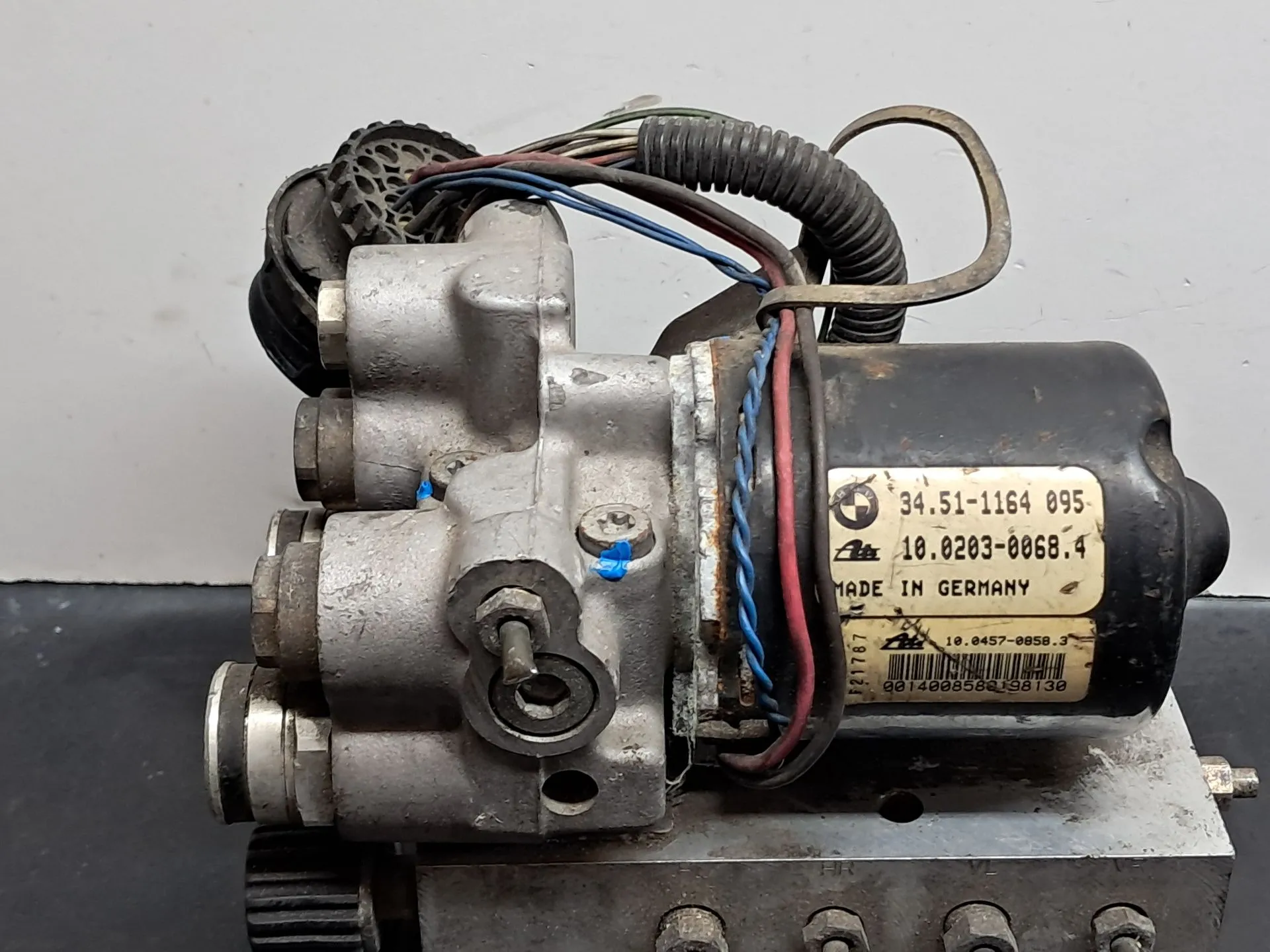 ABS BMW 3 (E36) Imagem-1