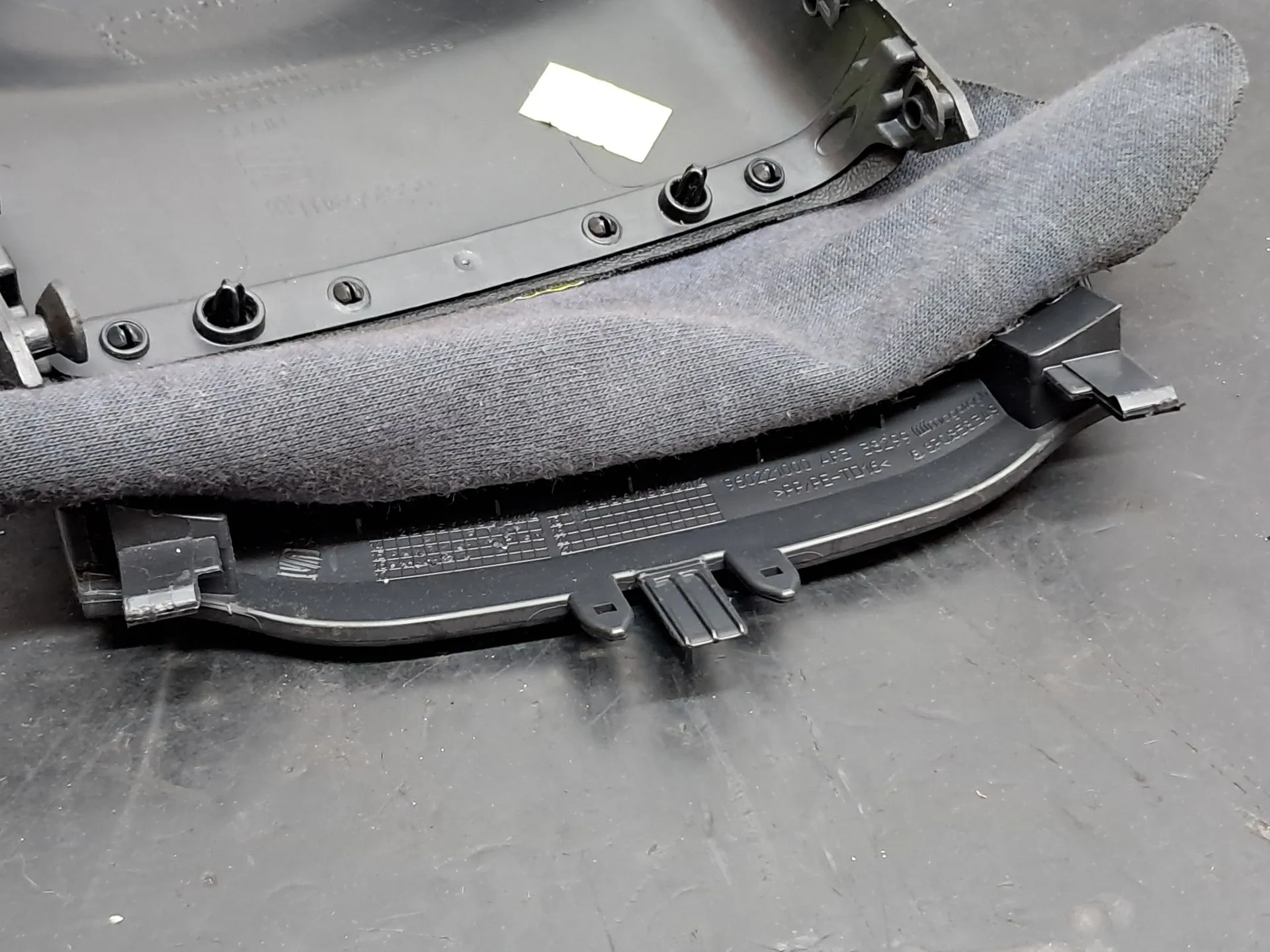 Blindaje de la columna de dirección / plásticos del volante SEAT Ibiza IV (6J5, 6P1) Imagem-5