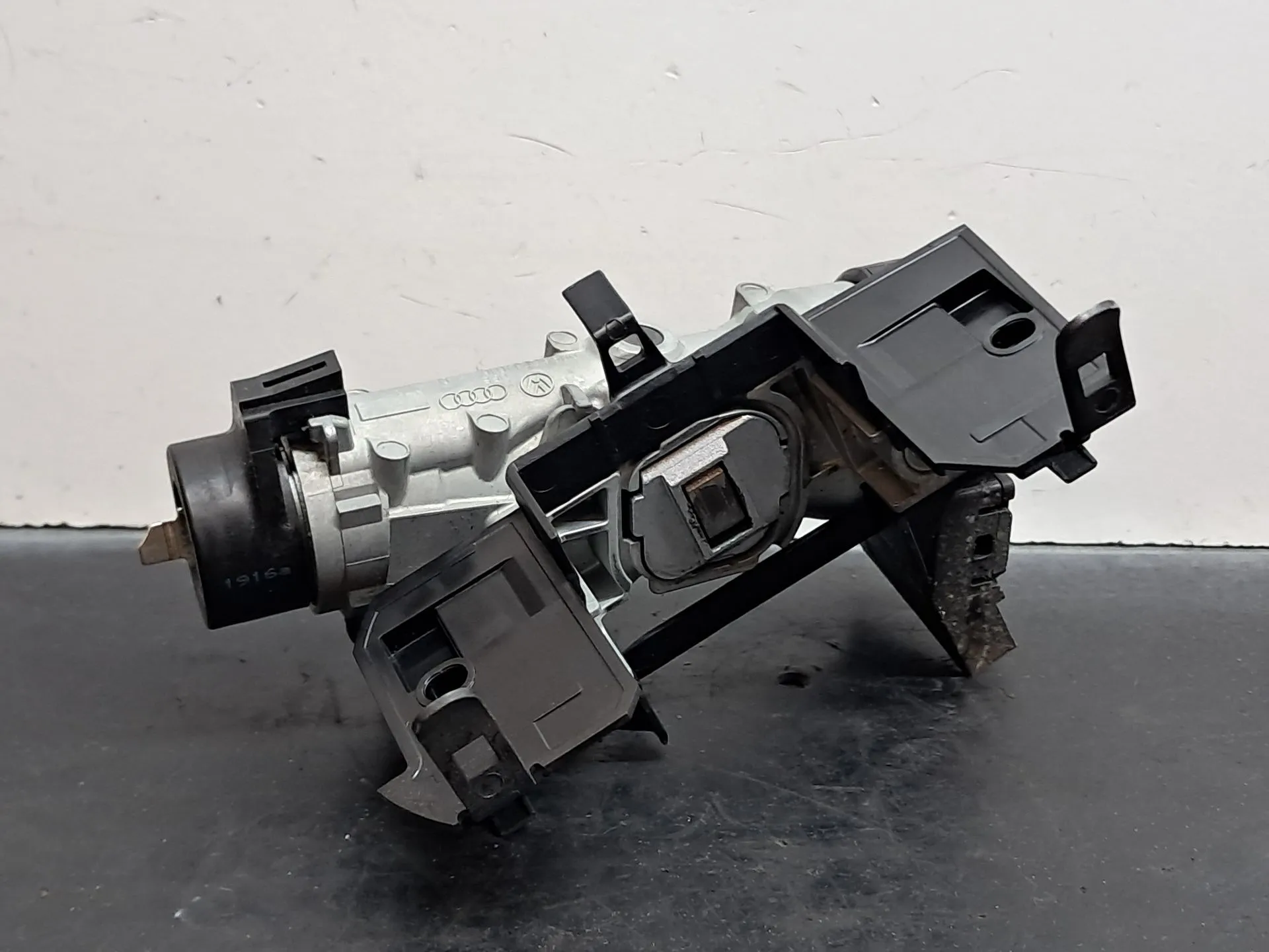 Bombín de encendido SEAT Ibiza IV (6J5, 6P1) Imagem-3