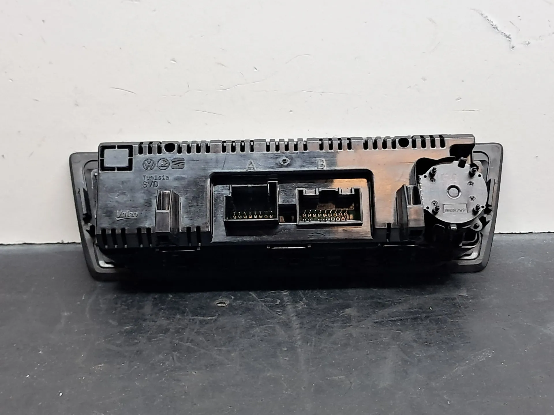 Mando climatizador SEAT Ibiza IV (6J5, 6P1) Imagem-4