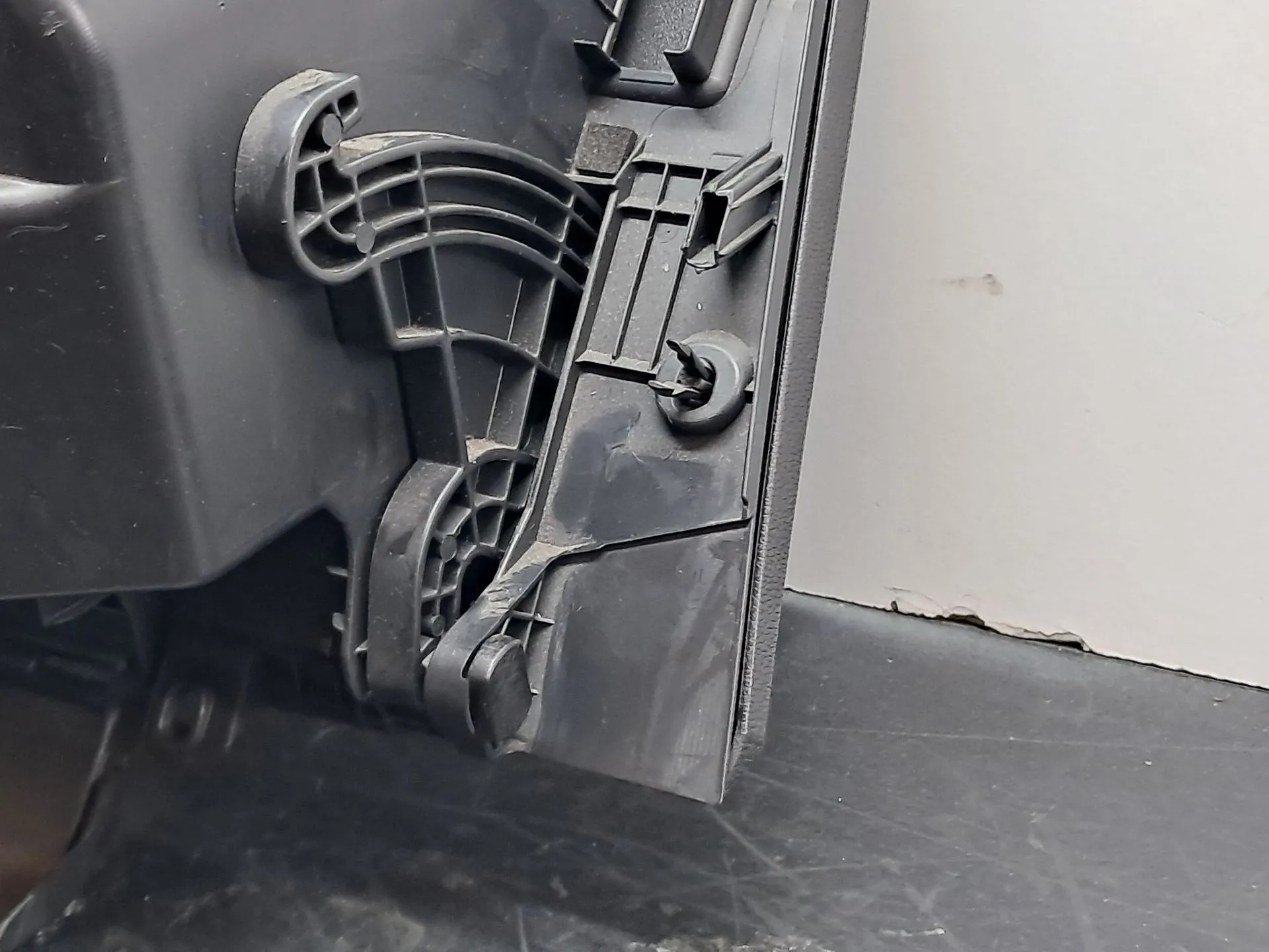 Guantera SEAT Ibiza IV (6J5, 6P1) Imagem-8