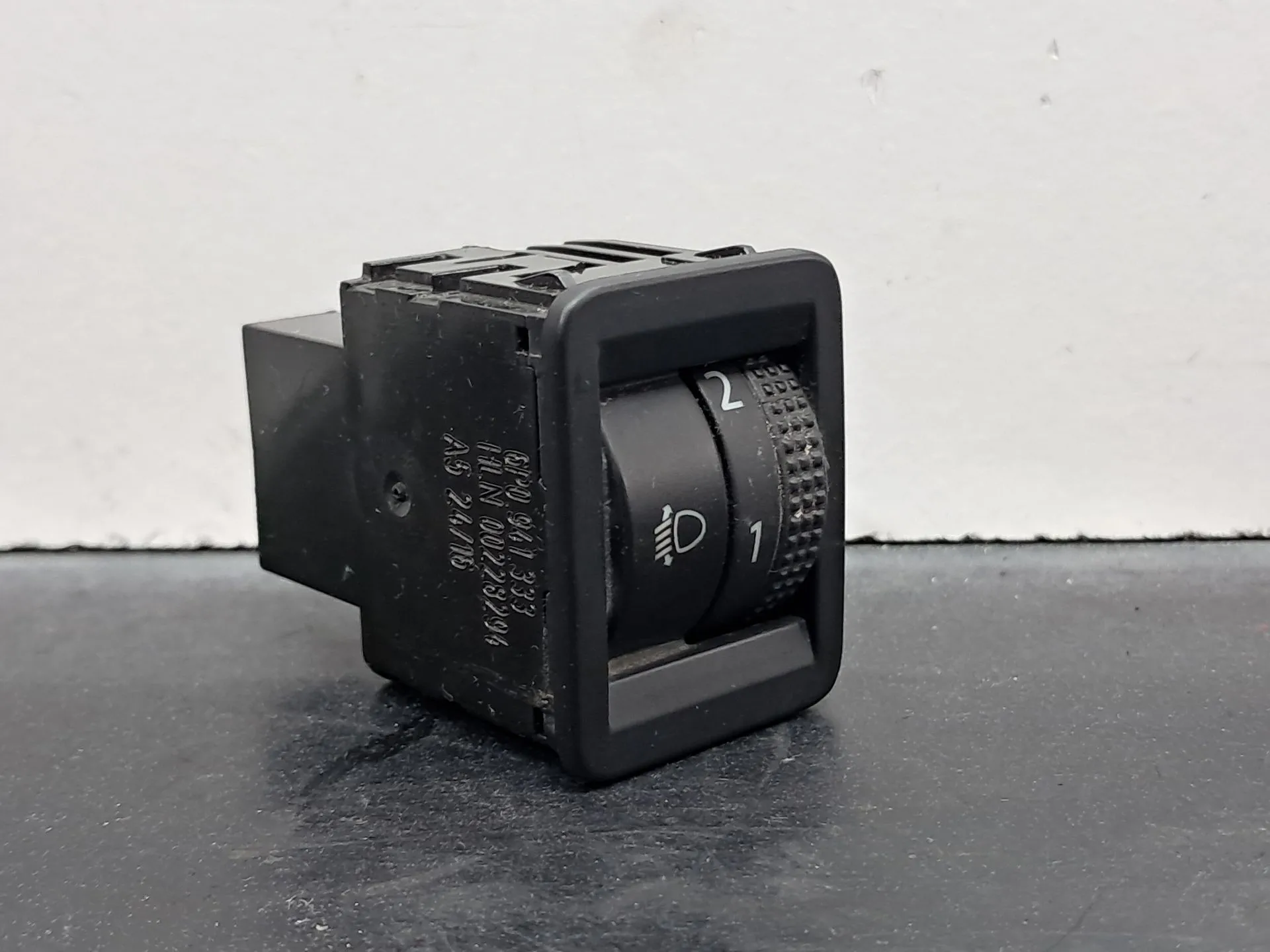 Botón / interruptor de luces SEAT Ibiza IV (6J5, 6P1)