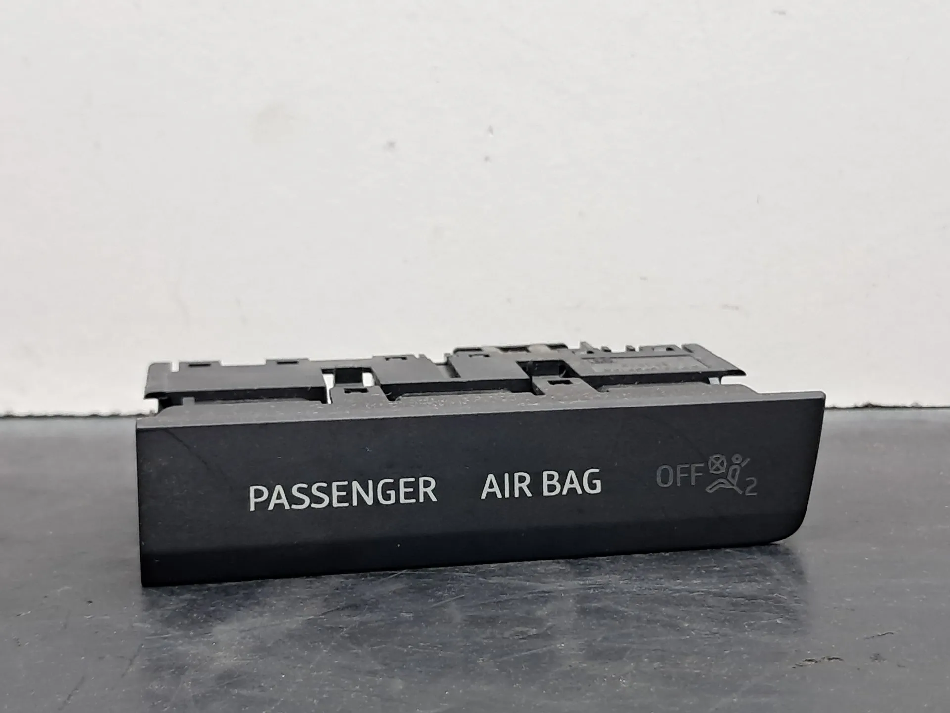 Botón / interruptor / señal airbag off SEAT Ibiza IV (6J5, 6P1)