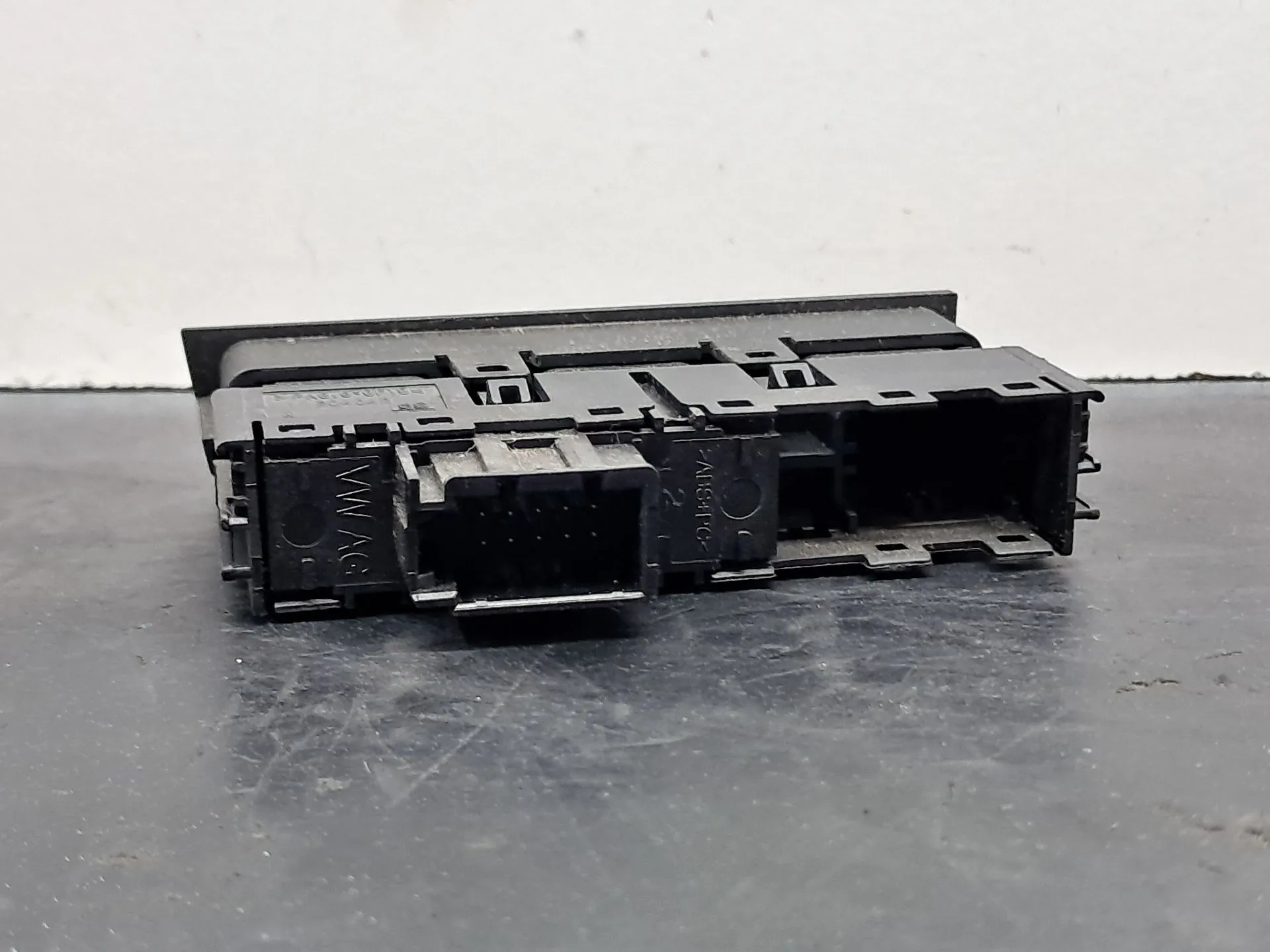 Botón / interruptor / señal airbag off SEAT Ibiza IV (6J5, 6P1) Imagem-1