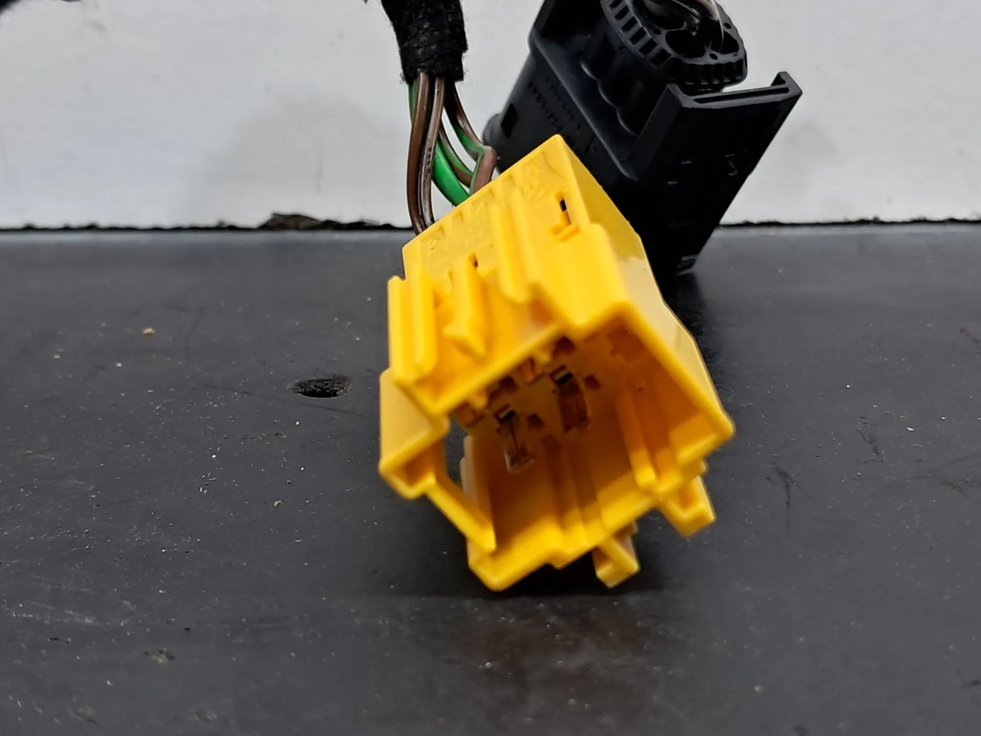 Installation électrique intérieure / câblage intérieur MERCEDES-BENZ Classe E Coupé (C207) Imagem-1