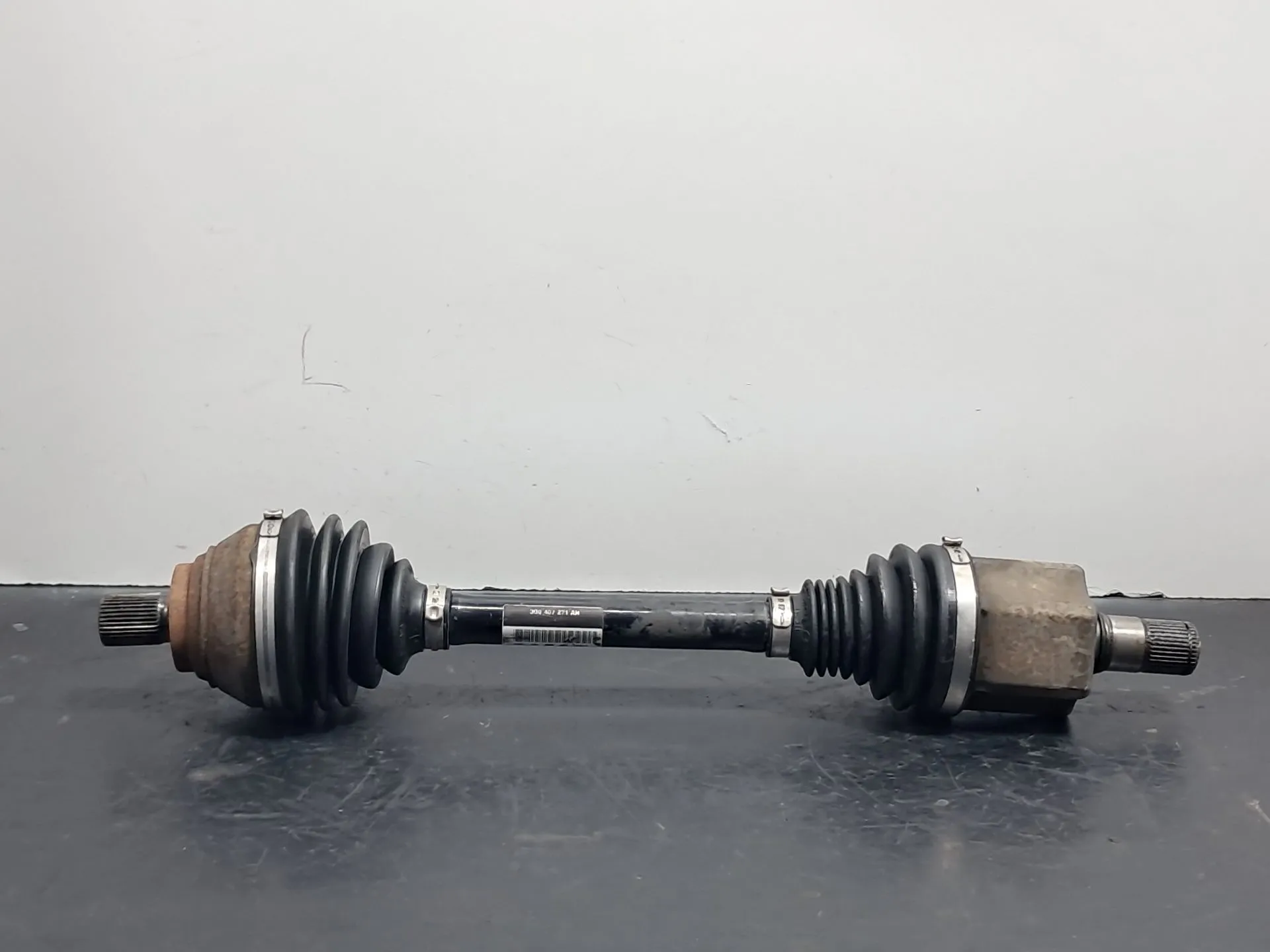 Transmissão frente esquerda VOLKSWAGEN Tiguan (AD1, AX1)