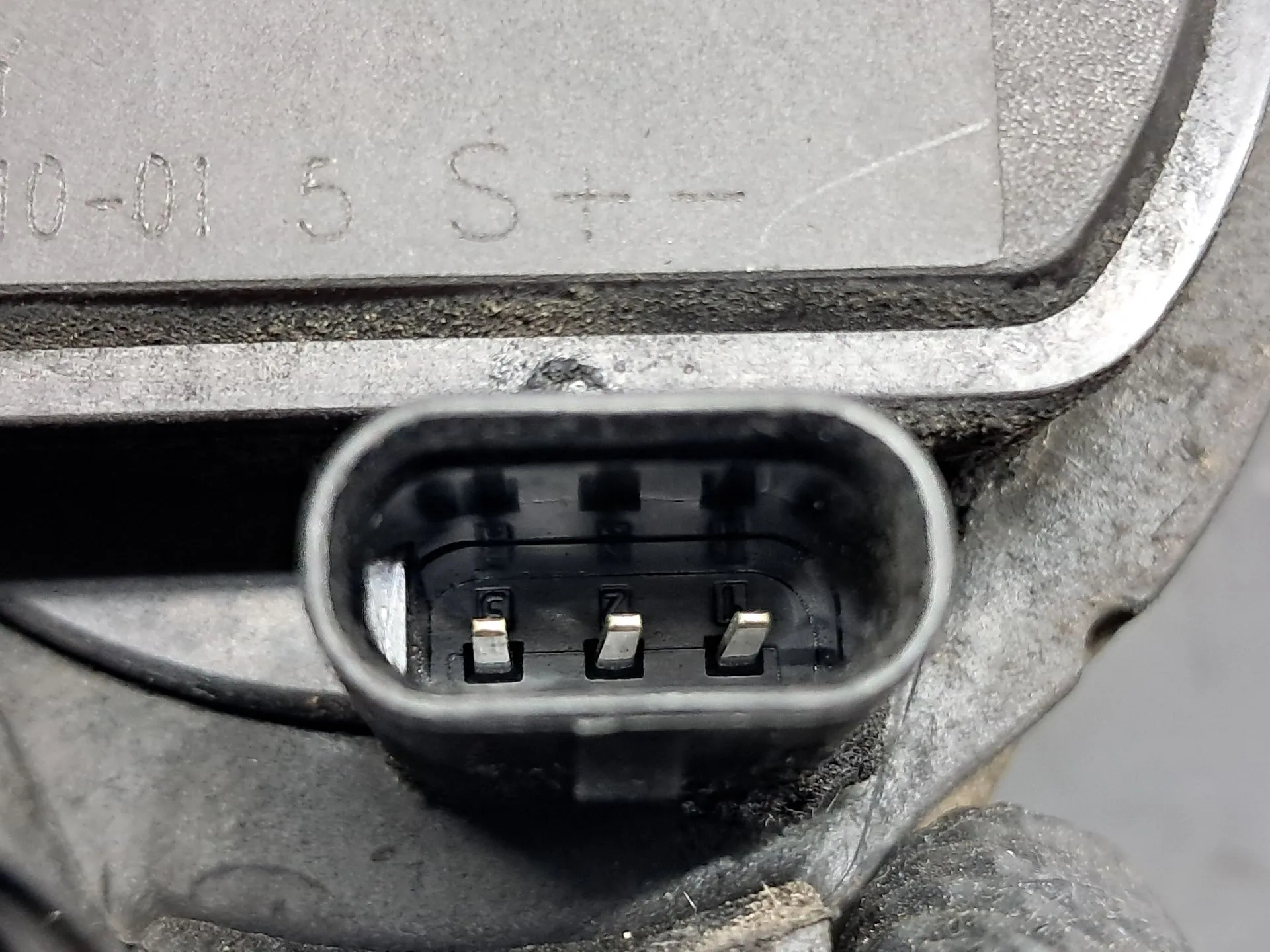 Bomba de água adicional VOLKSWAGEN Tiguan (AD1, AX1) Imagem-4