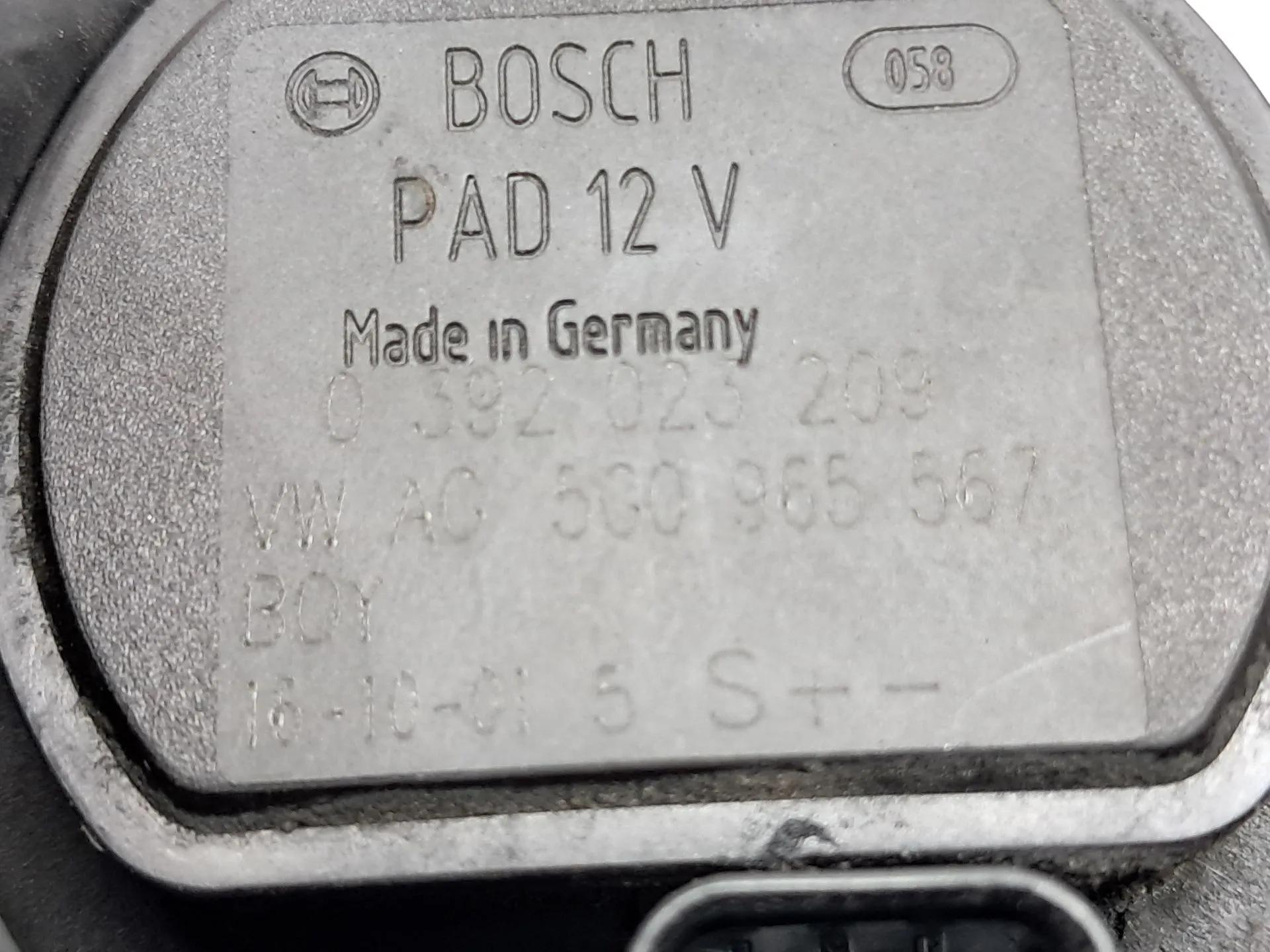 Bomba de água adicional VOLKSWAGEN Tiguan (AD1, AX1) Imagem-5