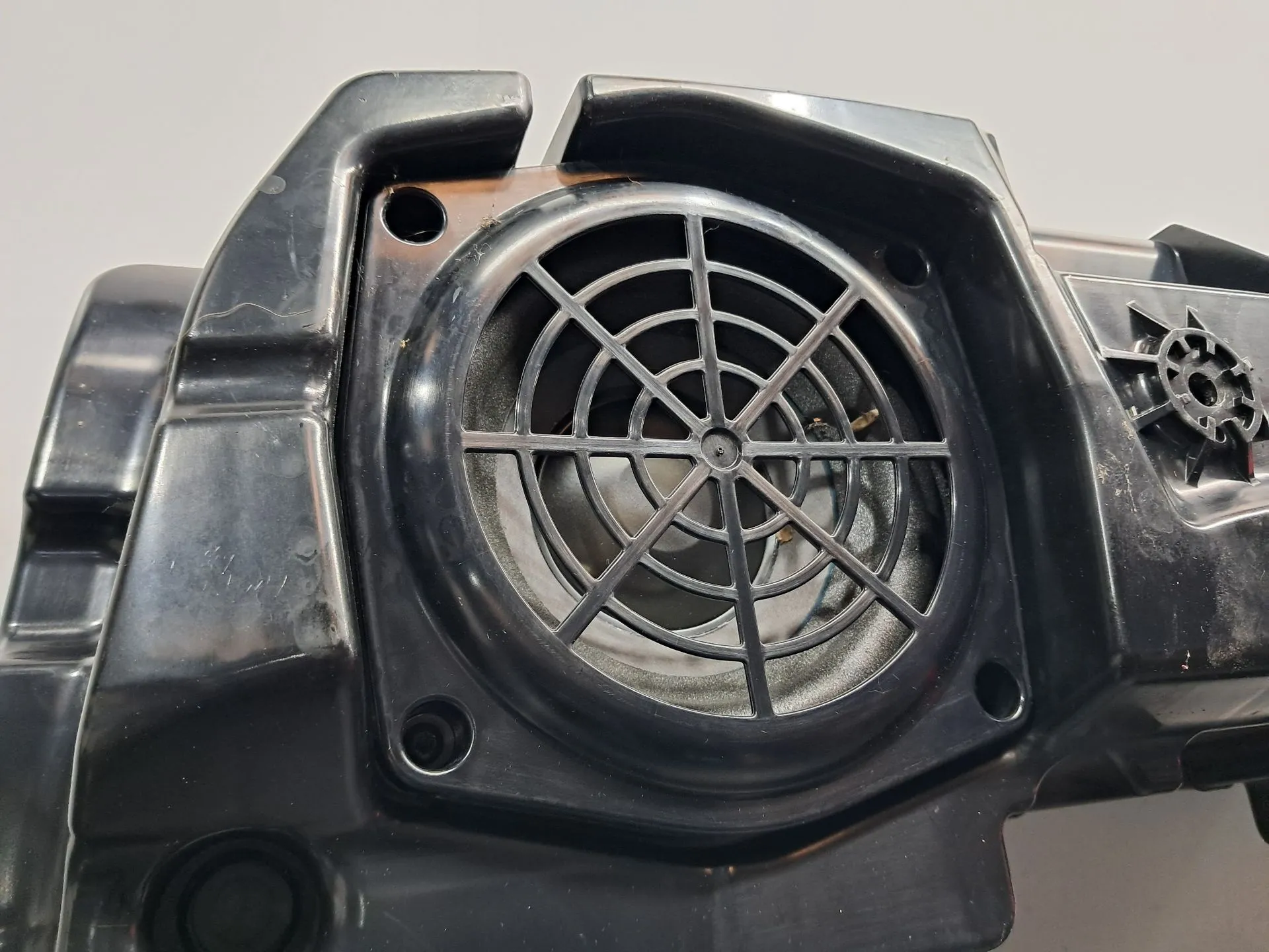 Colonne de son AUDI A1 Sportback (8XA, 8XF) Imagem-1