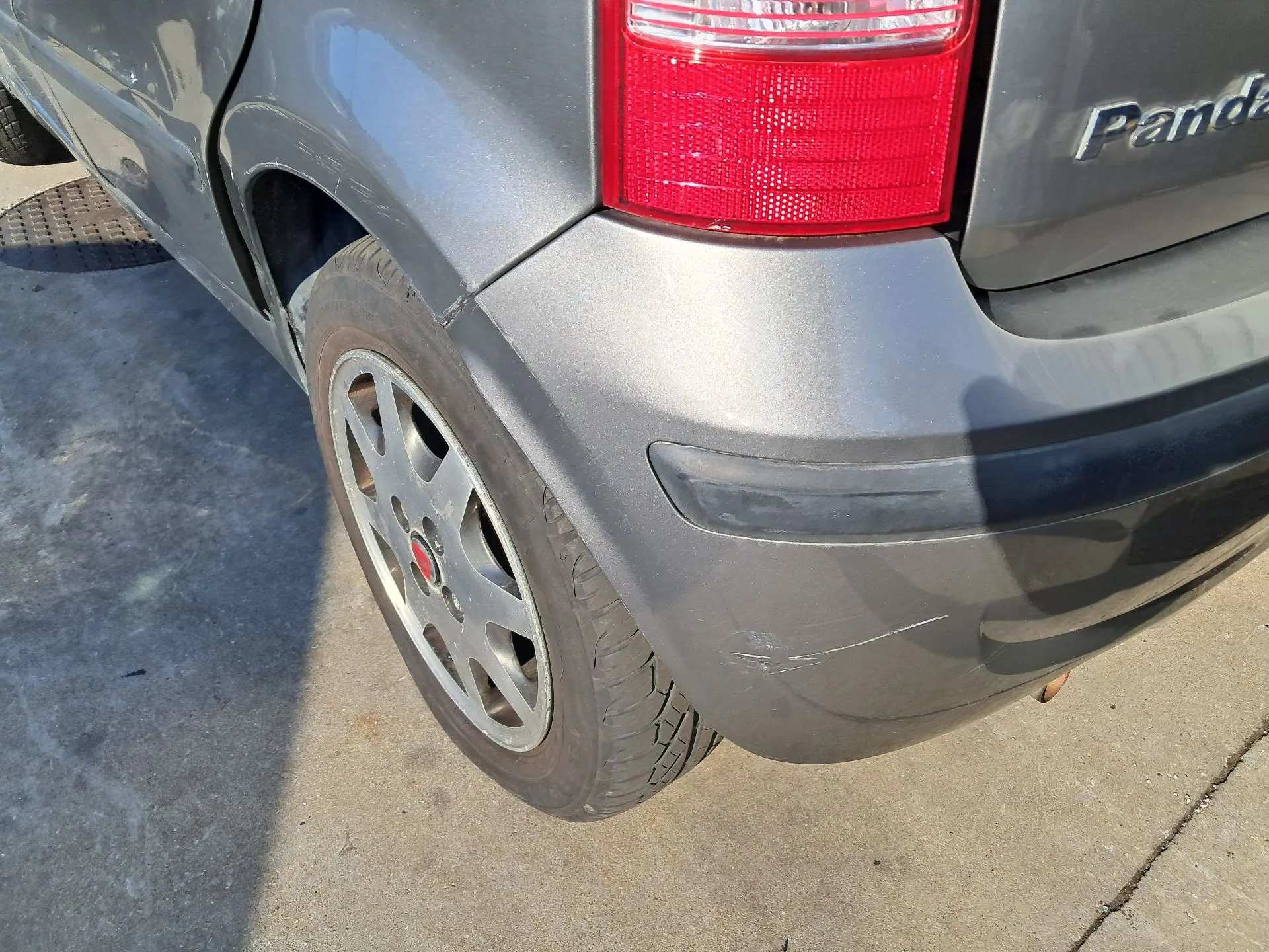 Pare-chocs arrière FIAT Panda (169_) Imagem-1