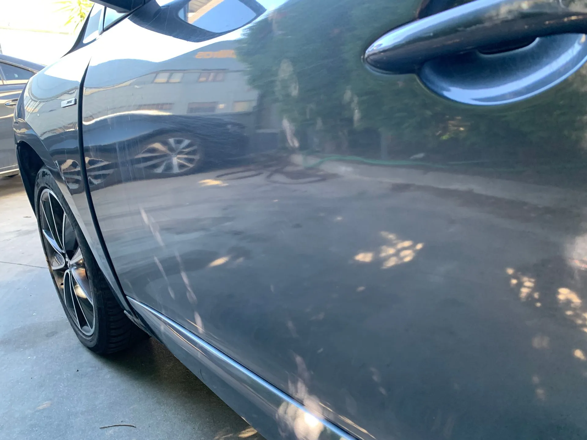 Porta frente esquerda RENAULT Megane III (BZ0_) Imagem-1