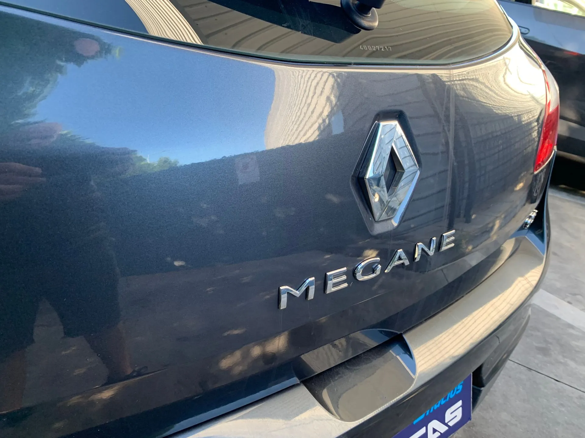 Porta / tampa da mala RENAULT Megane III (BZ0_) Imagem-2