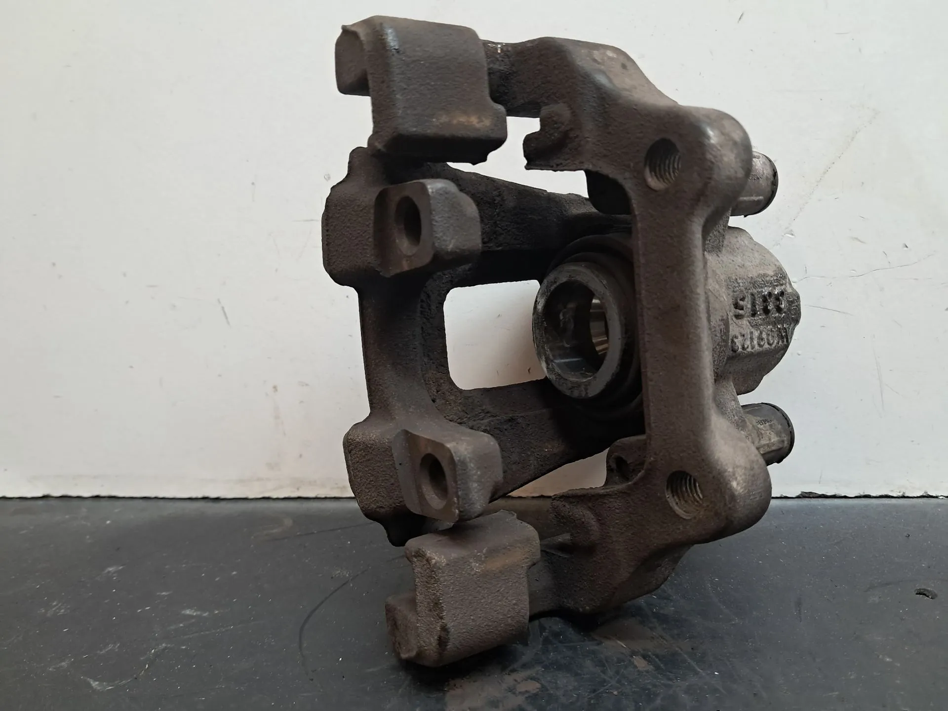 Étrier de frein arrière Droite BMW 1 (F20) Imagem-2