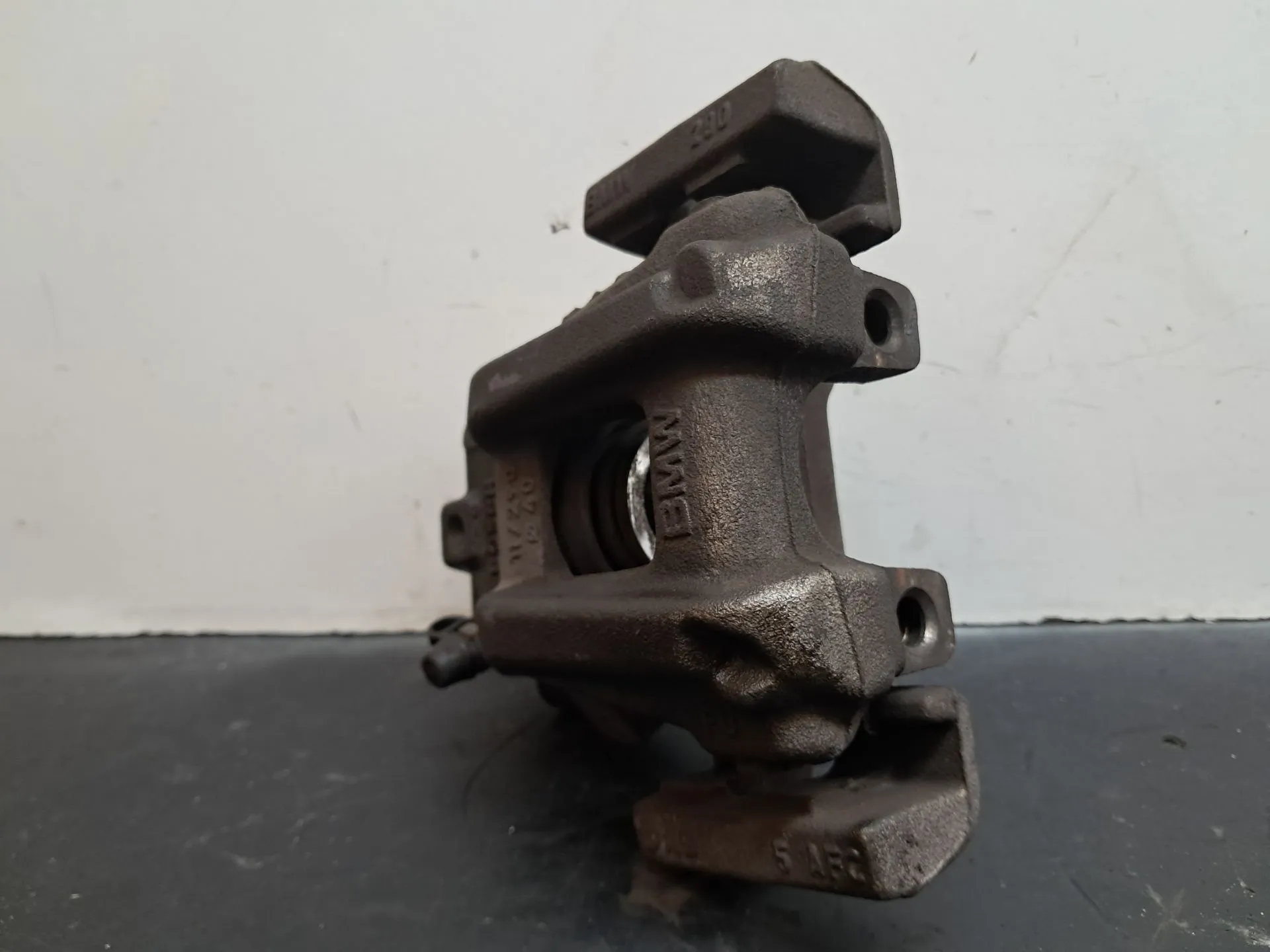 Étrier de frein arrière Droite BMW 1 (F20) Imagem-1