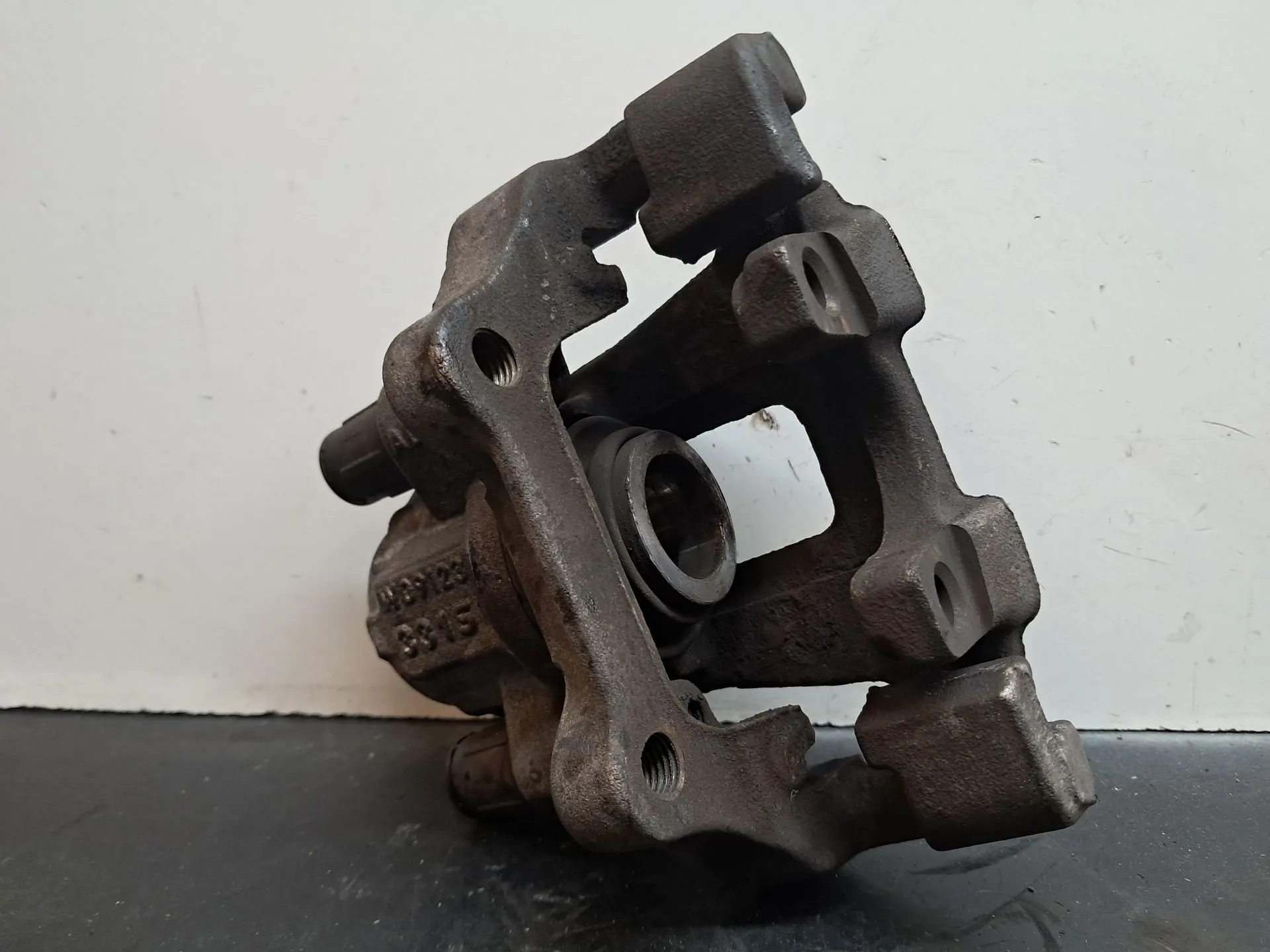 Étrier de frein arrière gauche BMW 1 (F20) Imagem-1