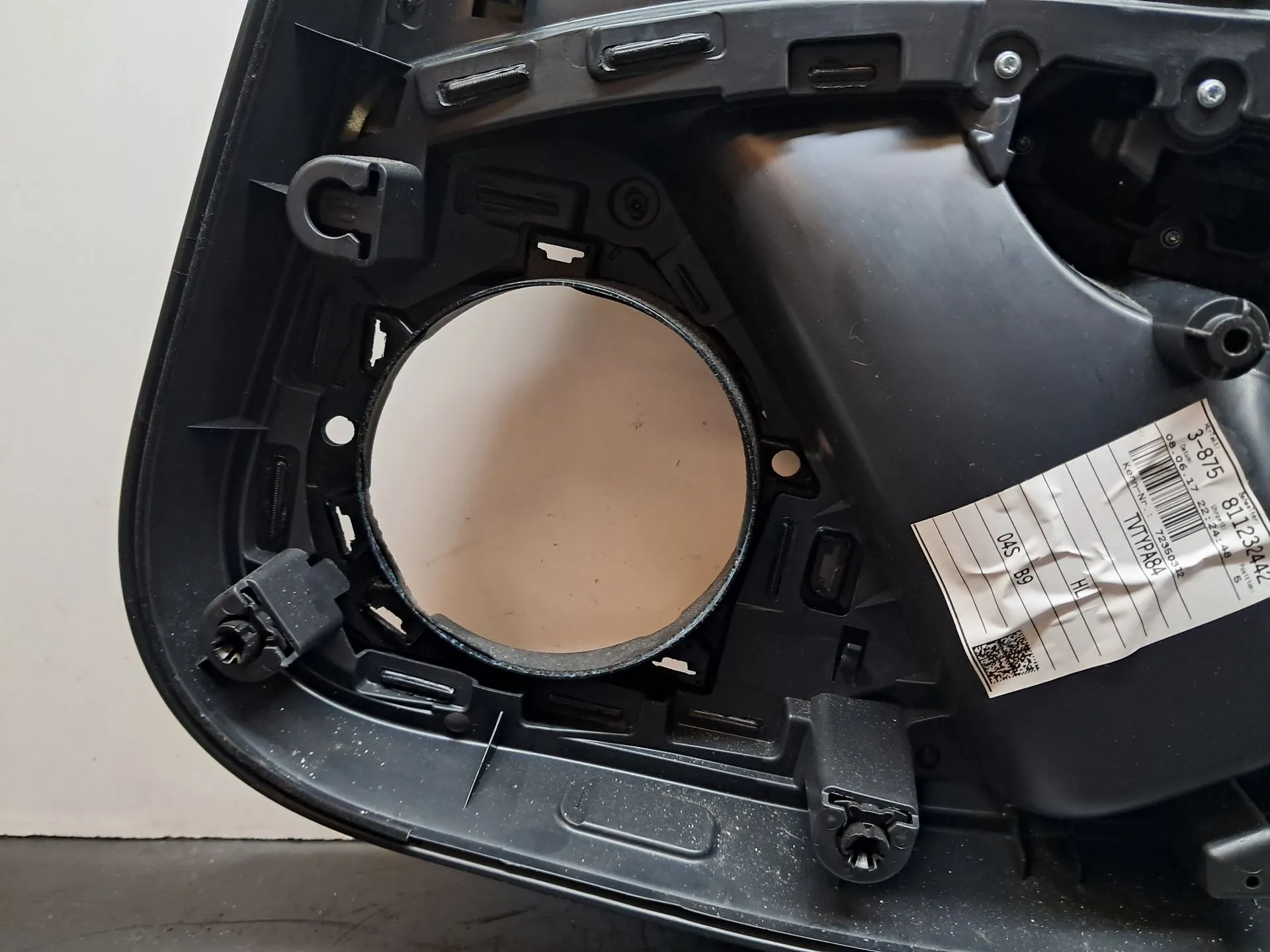 Panel puerta trasero izquierdo AUDI A4 Avant (8W5, 8WD, B9) Imagem-10