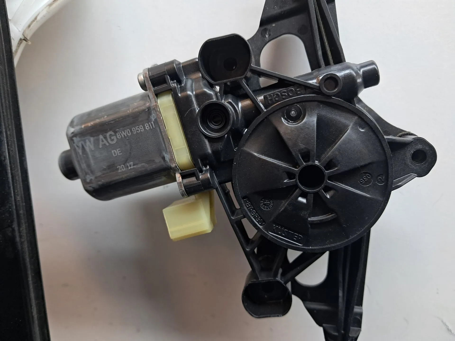 Elevalunas trasero izquierdo AUDI A4 Avant (8W5, 8WD, B9) Imagem-1