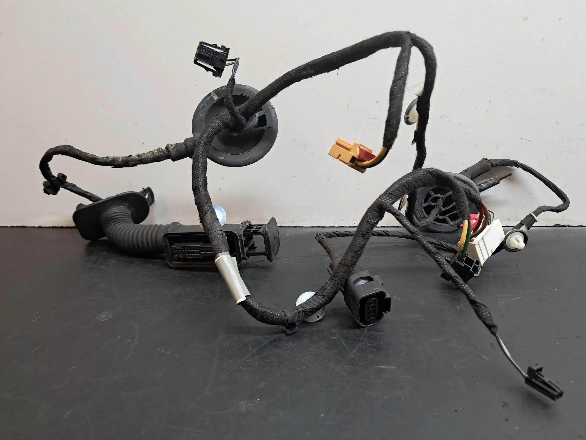 Instalación eléctrica interior / cableado interior AUDI A4 Avant (8W5, 8WD, B9)